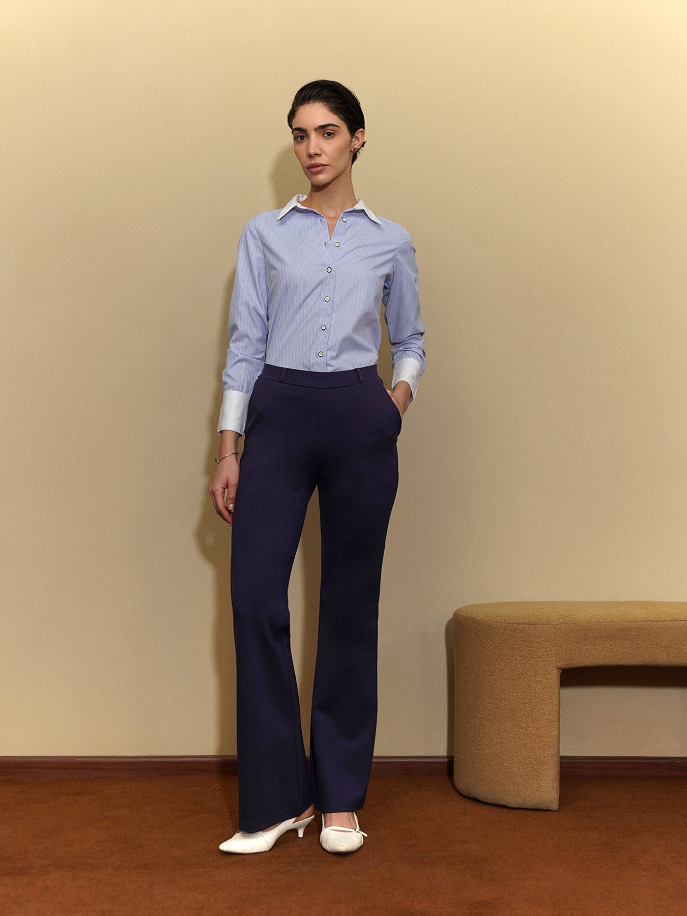 Livin Flared Pants - Navy