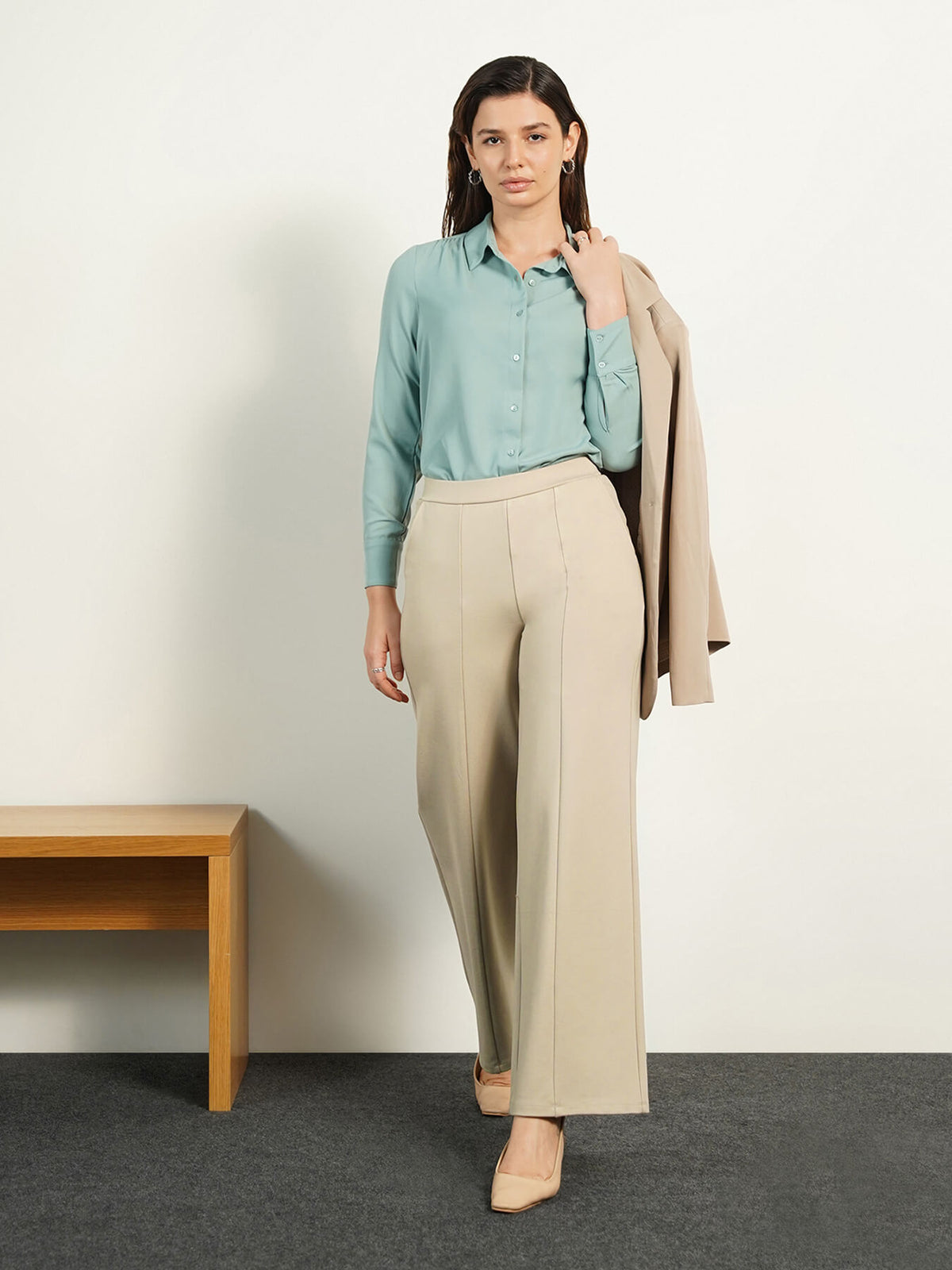 Livin Ultra Wideleg Pants - Light Beige