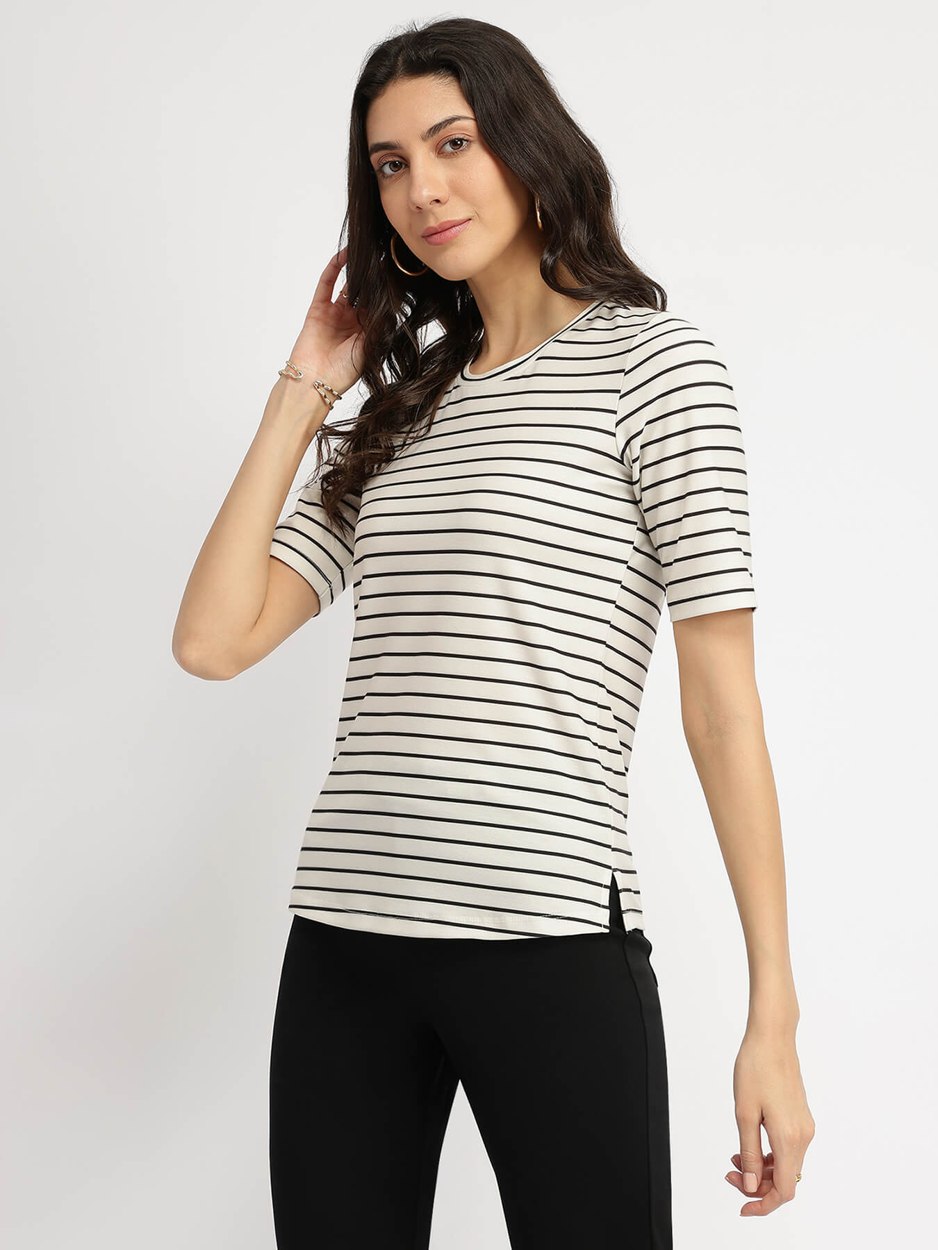 Striped Round Neck T-Shirt - Black and White