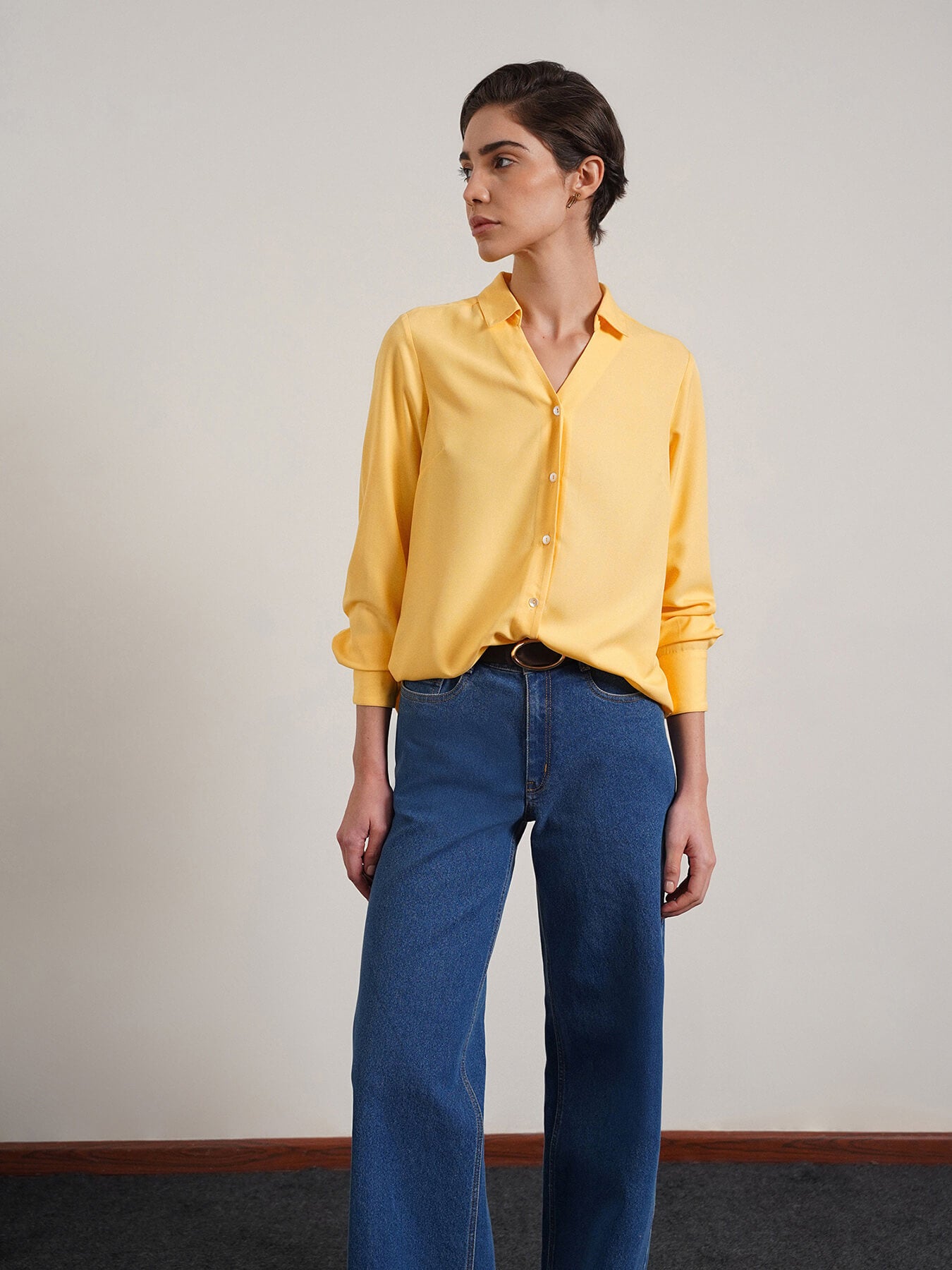 V-Neck Shirt - Yellow