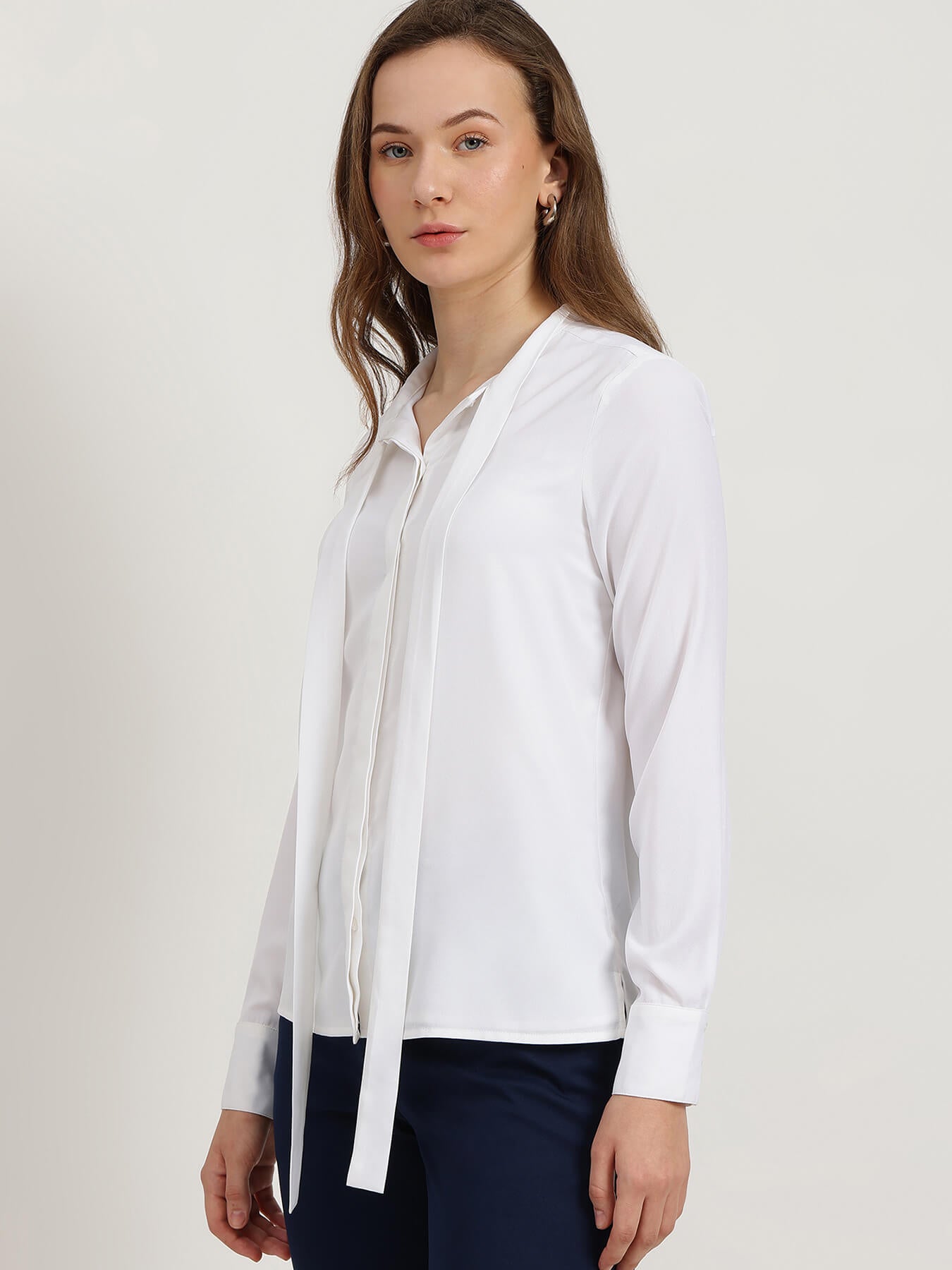 Bow-Tie Collar Shirt - Off White