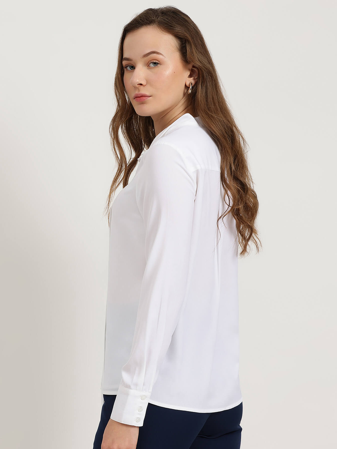 Bow-Tie Collar Shirt - Off White