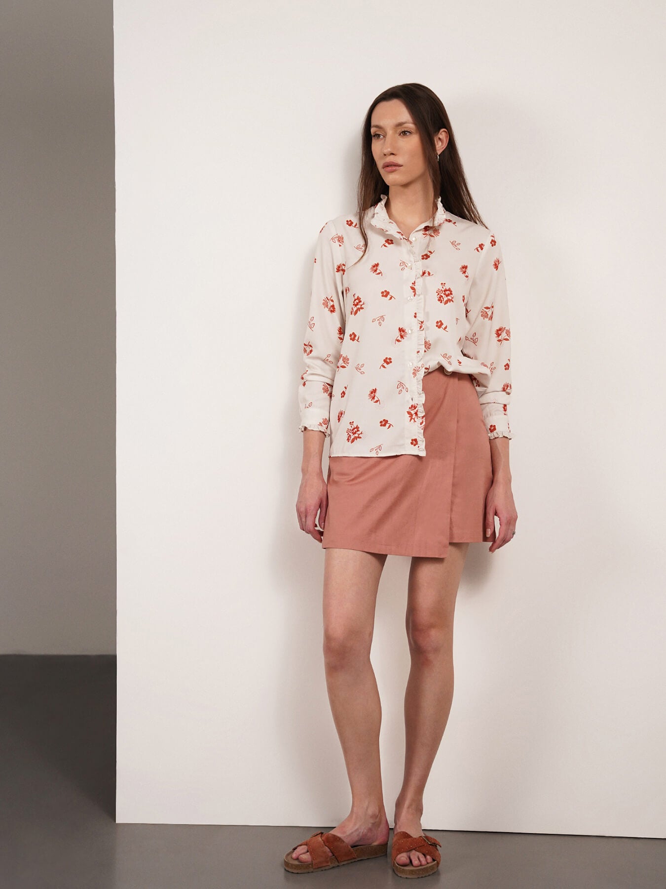 Floral Shirt with Ruffles - White