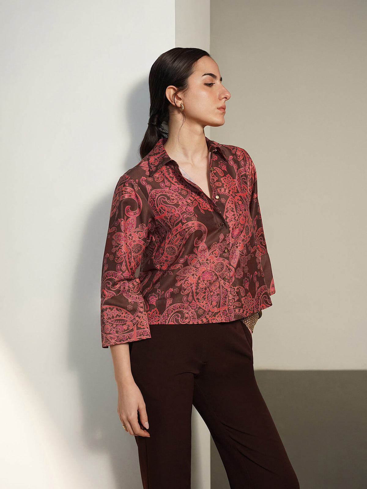 Printed V-neck Shirt - Brown