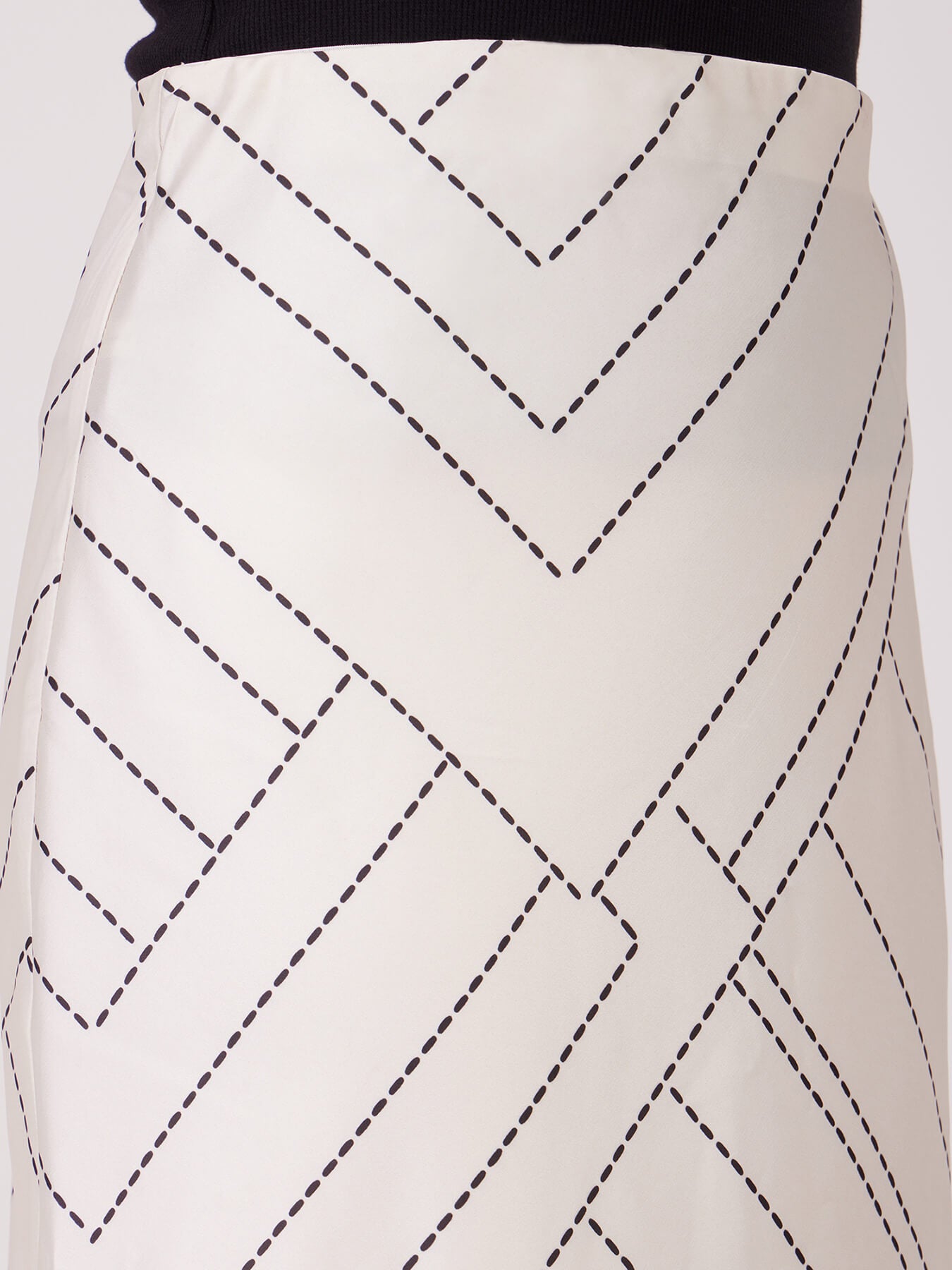 Stretch Satin A-line Skirt - Off White And Black