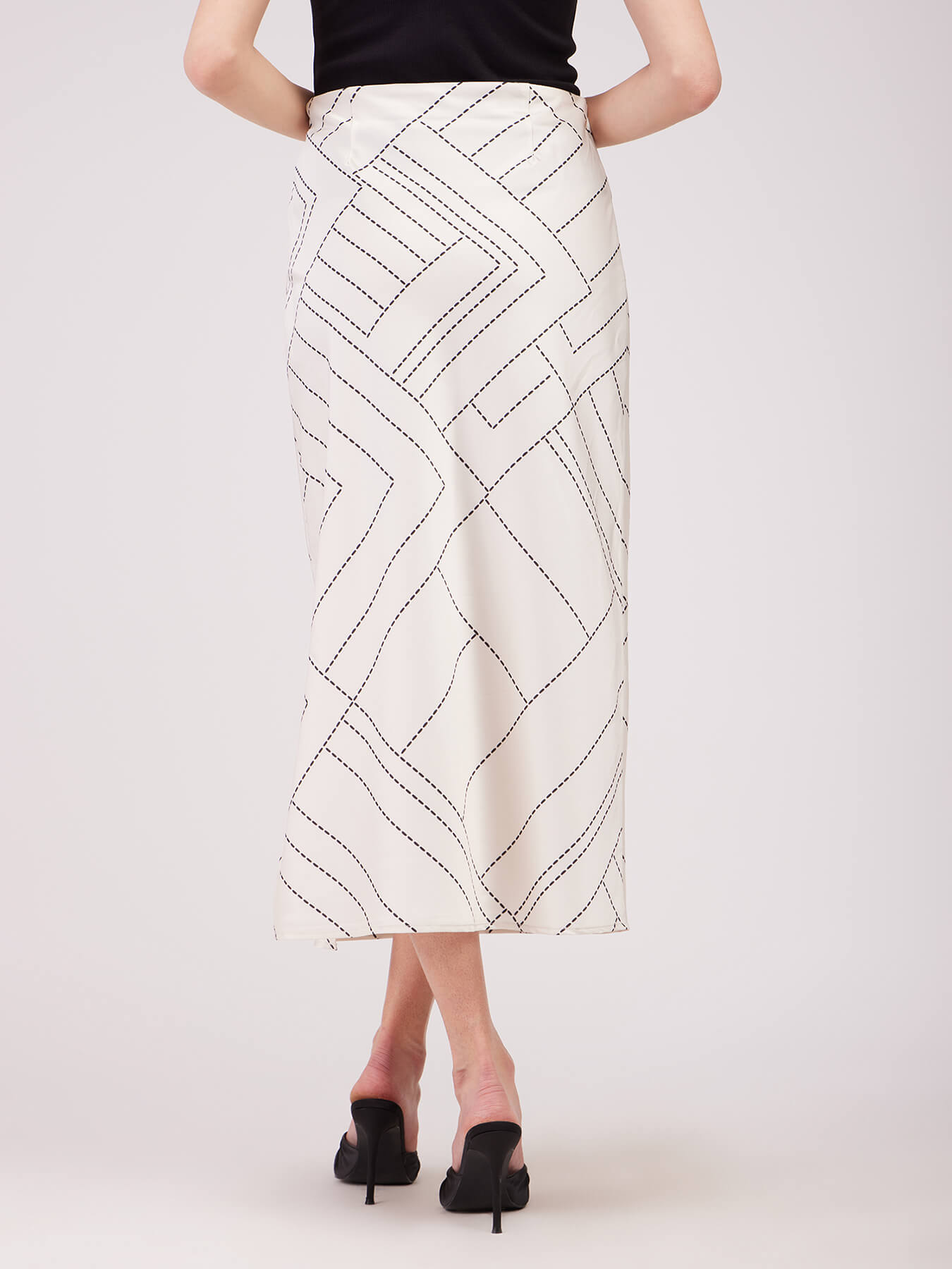 Stretch Satin A-line Skirt - Off White And Black