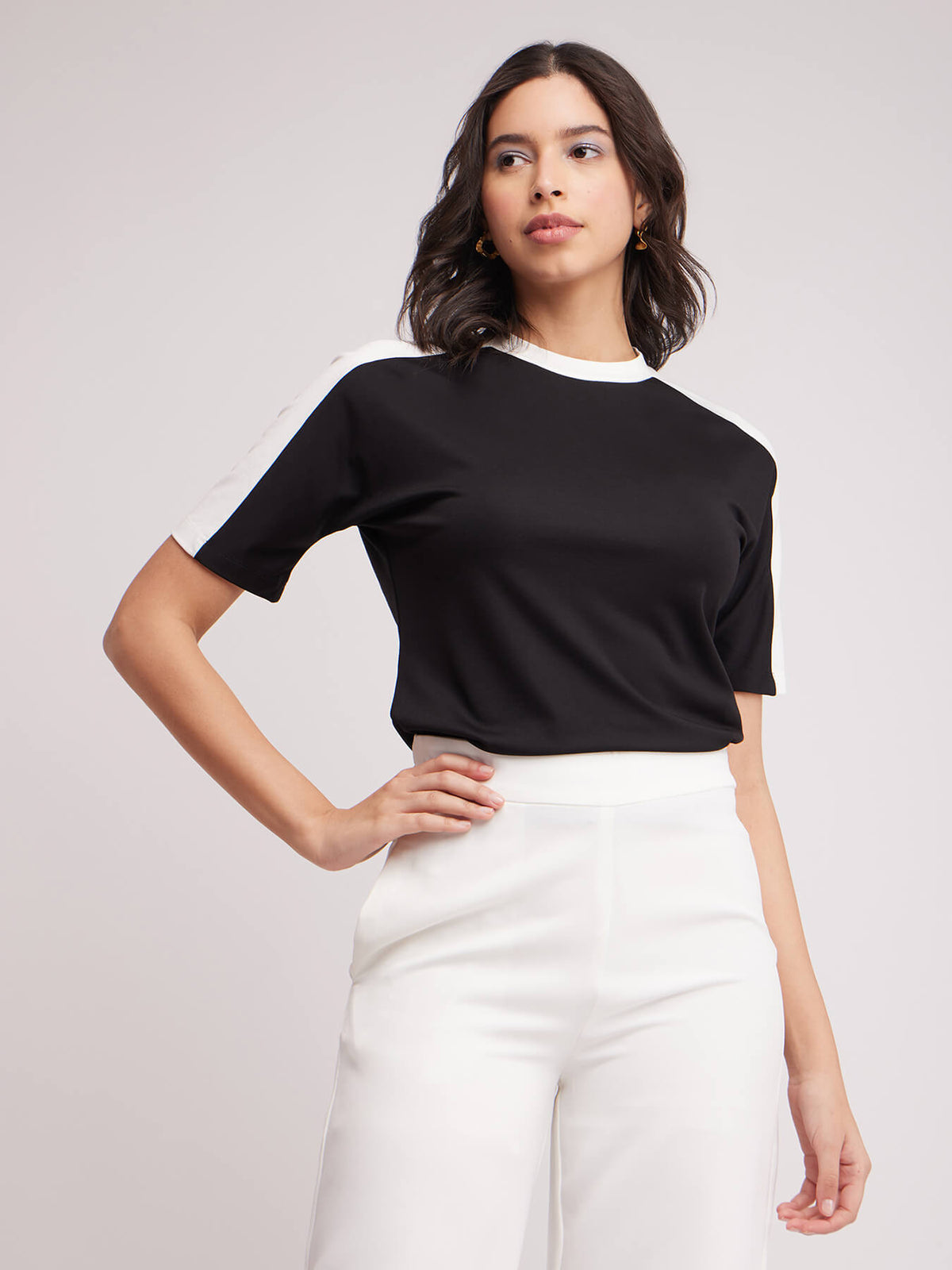 Colour Block Half Sleeves Top - Black And White