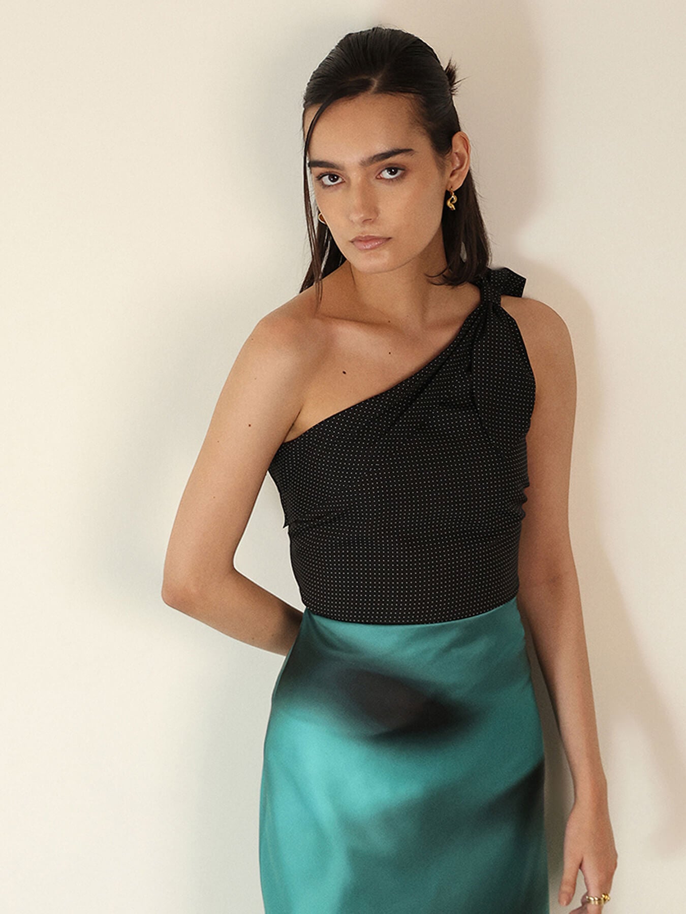 One Shoulder Top - Black
