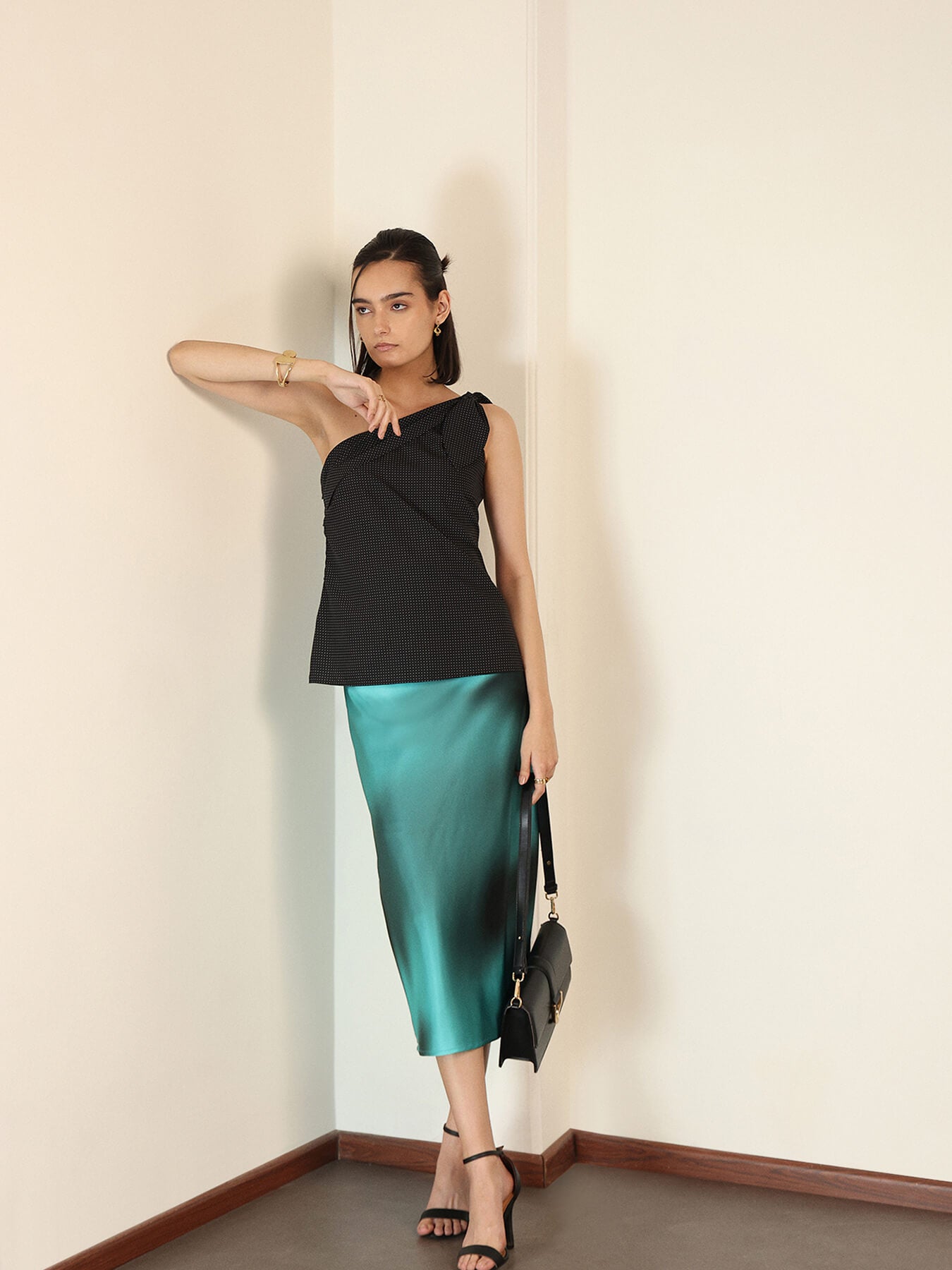 One Shoulder Top - Black