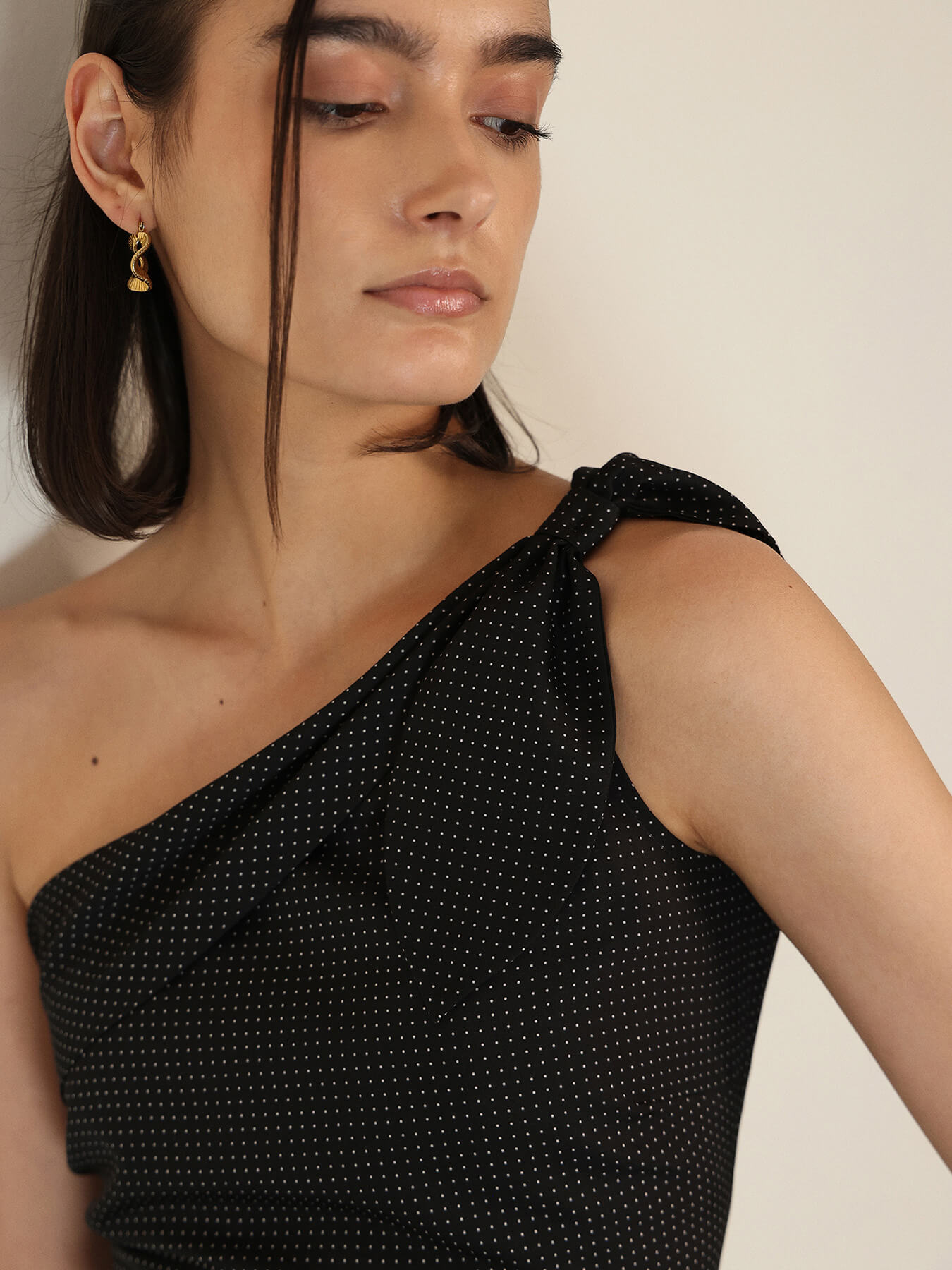 One Shoulder Top - Black