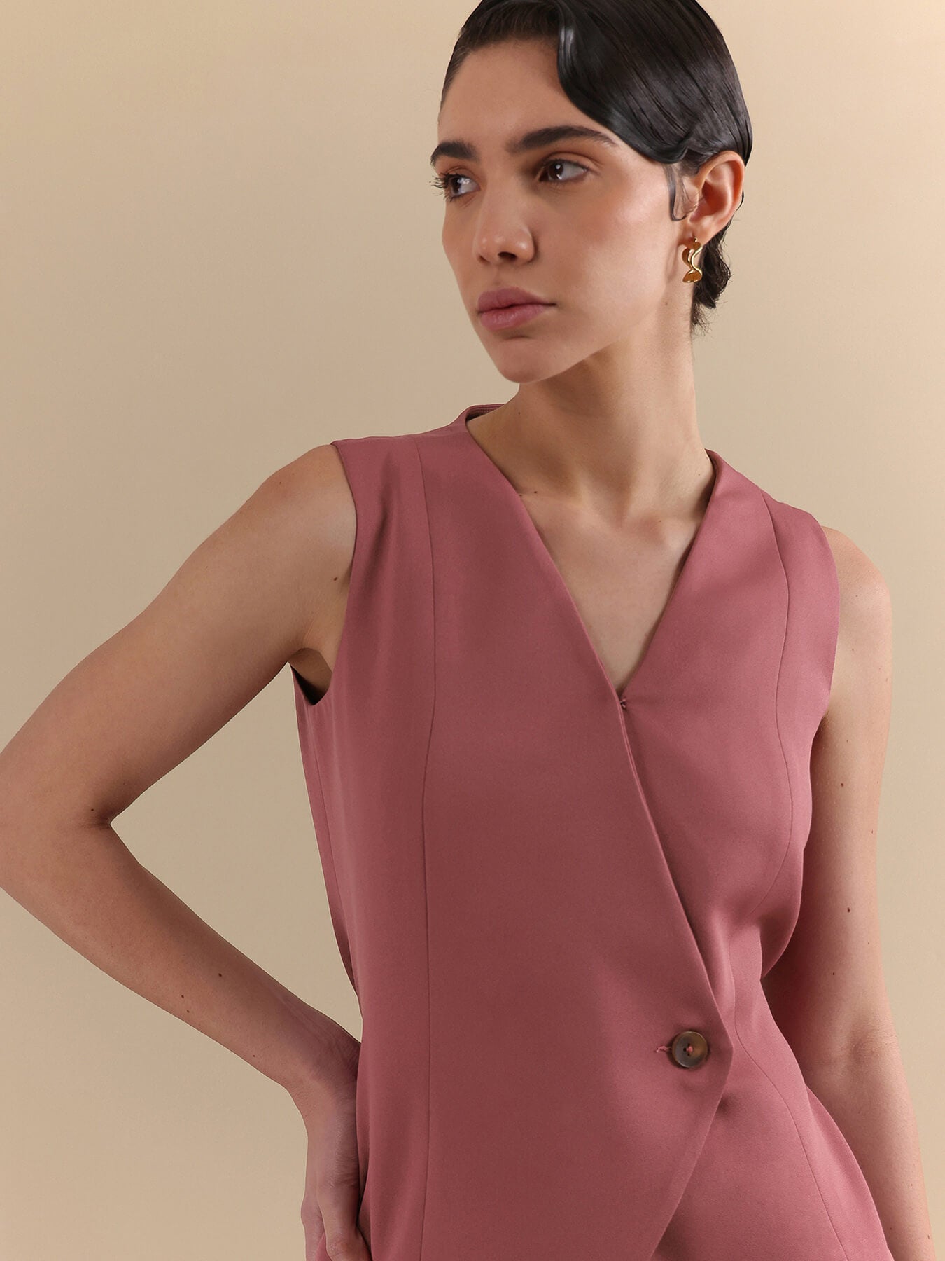 V-Neck Vest - Dusty Pink