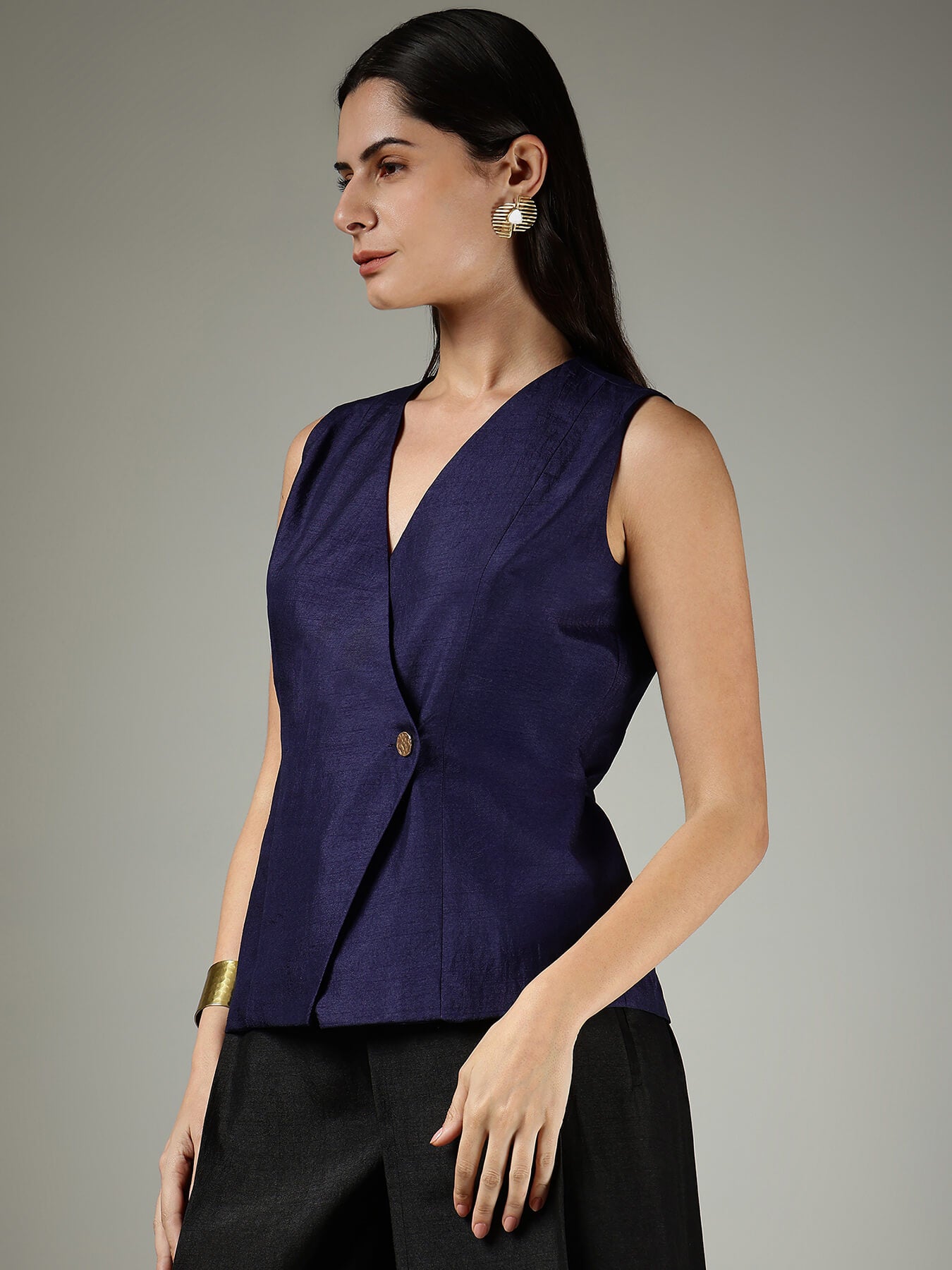 Silk V-Neck Waistcoat - Navy Blue