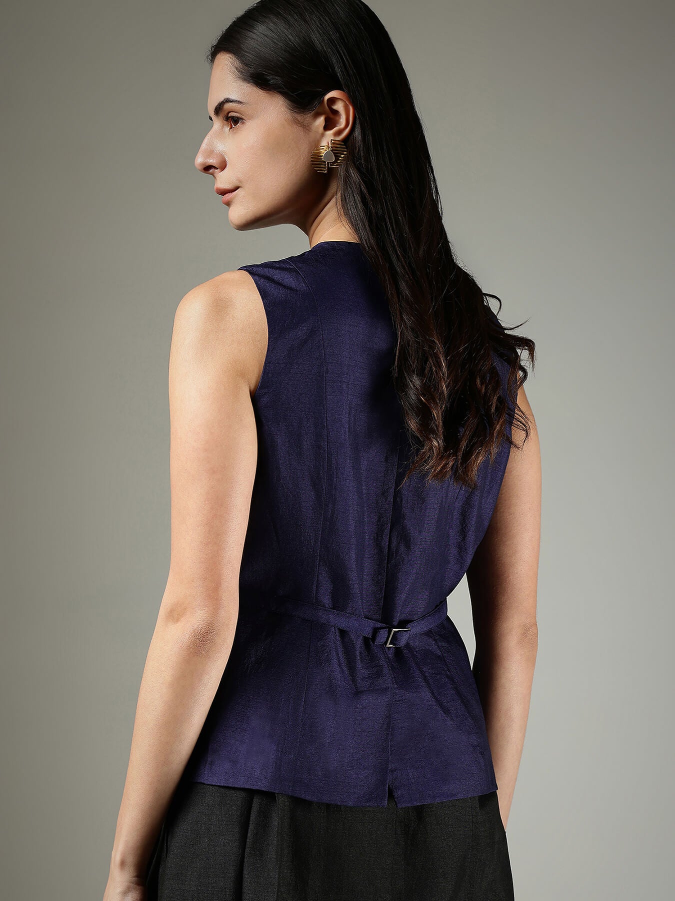 Silk V-Neck Waistcoat - Navy Blue