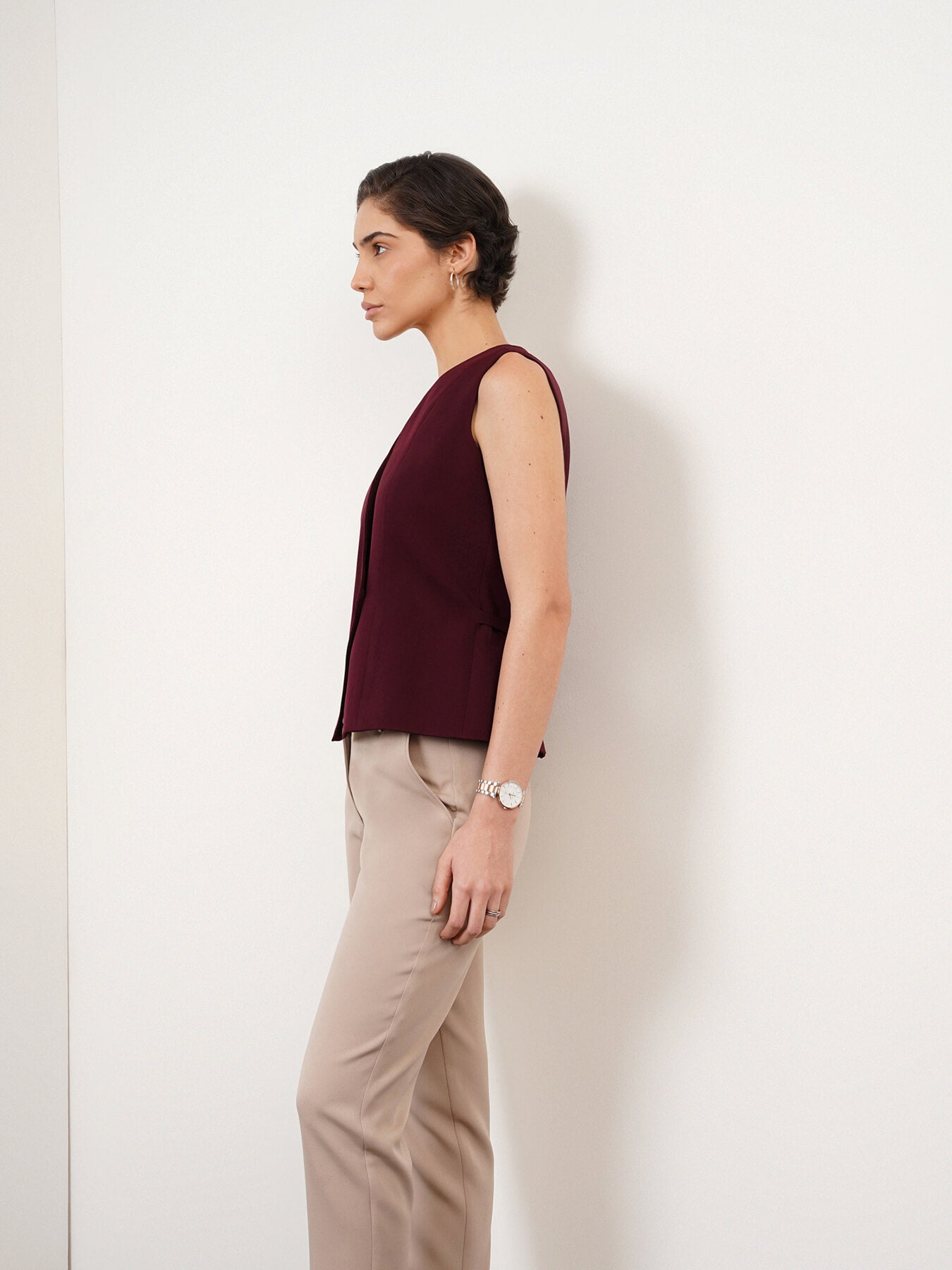 V-Neck Sleevless Waistcoat - Maroon