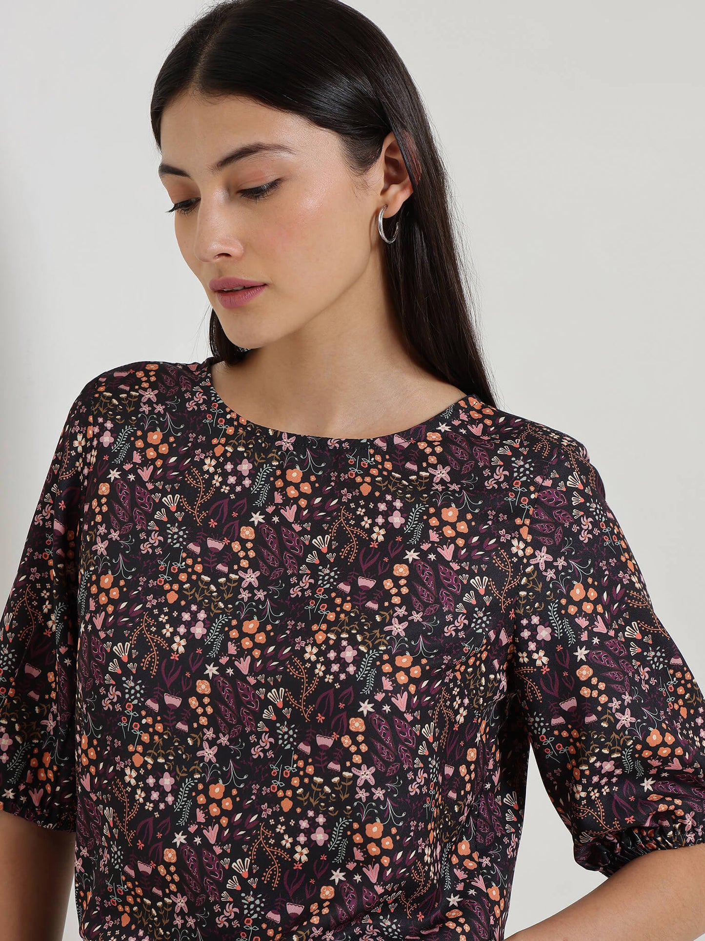 Floral Round Neck Top - Black
