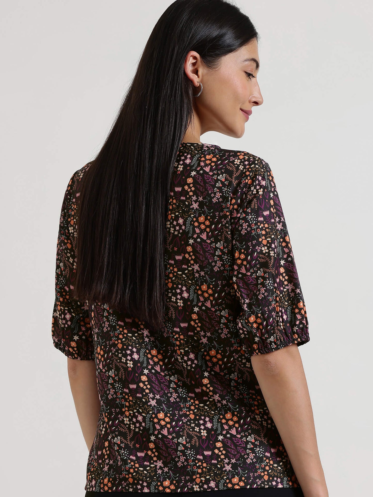 Floral Round Neck Top - Black
