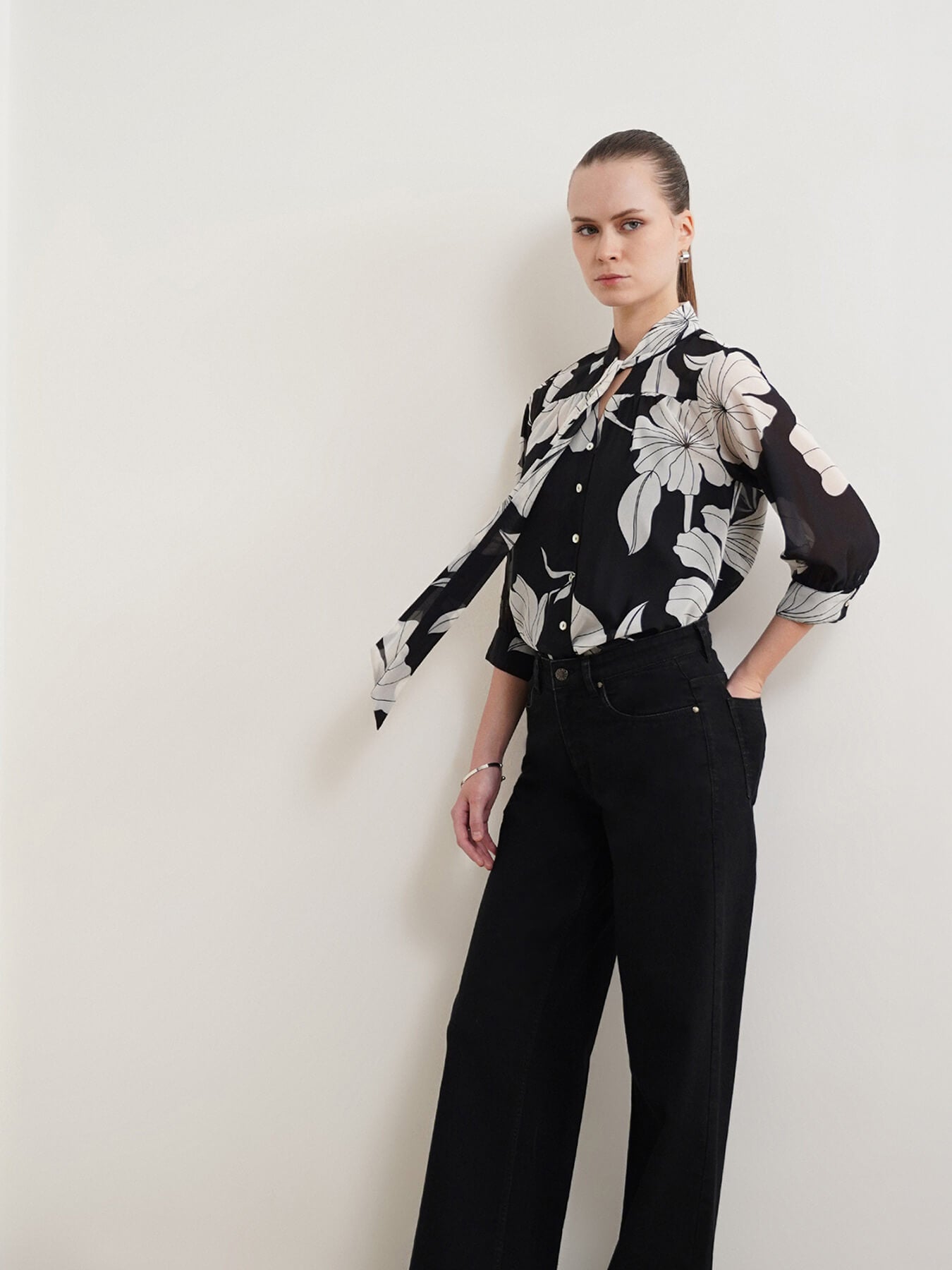 Georgette Tie-Up Neck Top - Black