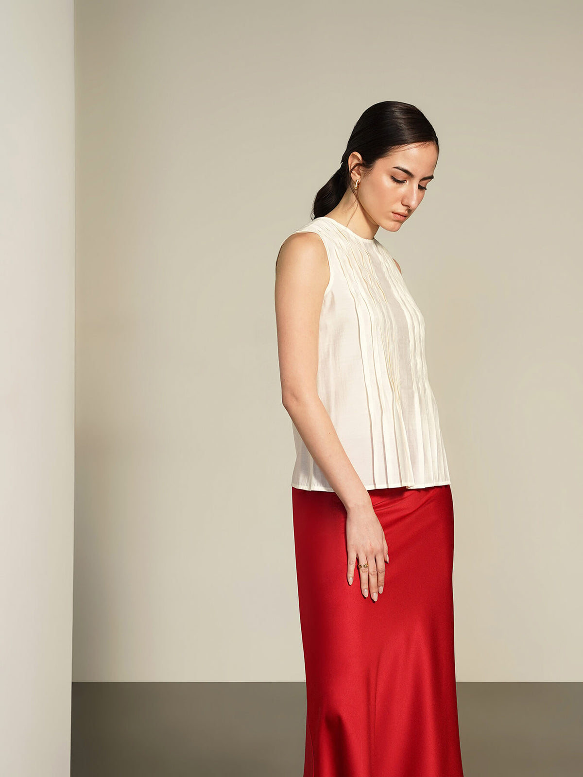 Round Neck Top - Off-White