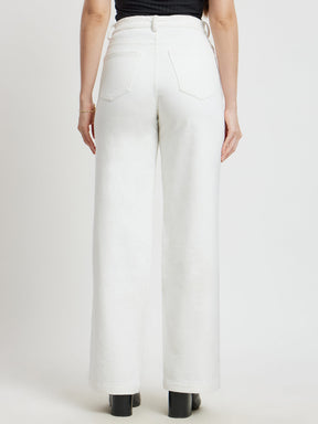 Wide Legged Jeans - White