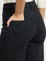 Wide Legged Jeans - Black