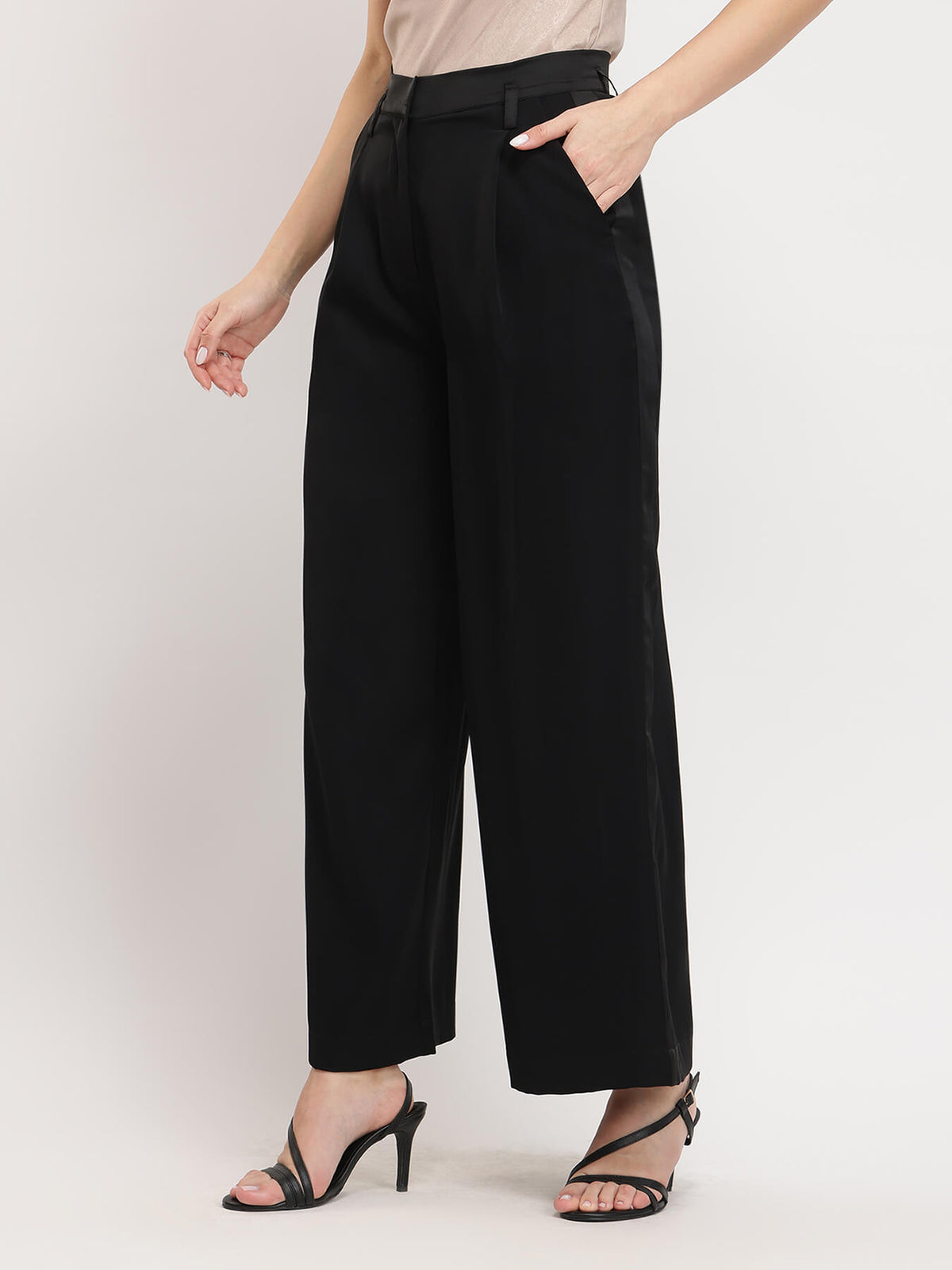 Wide Leg Pleated Trousers - Black