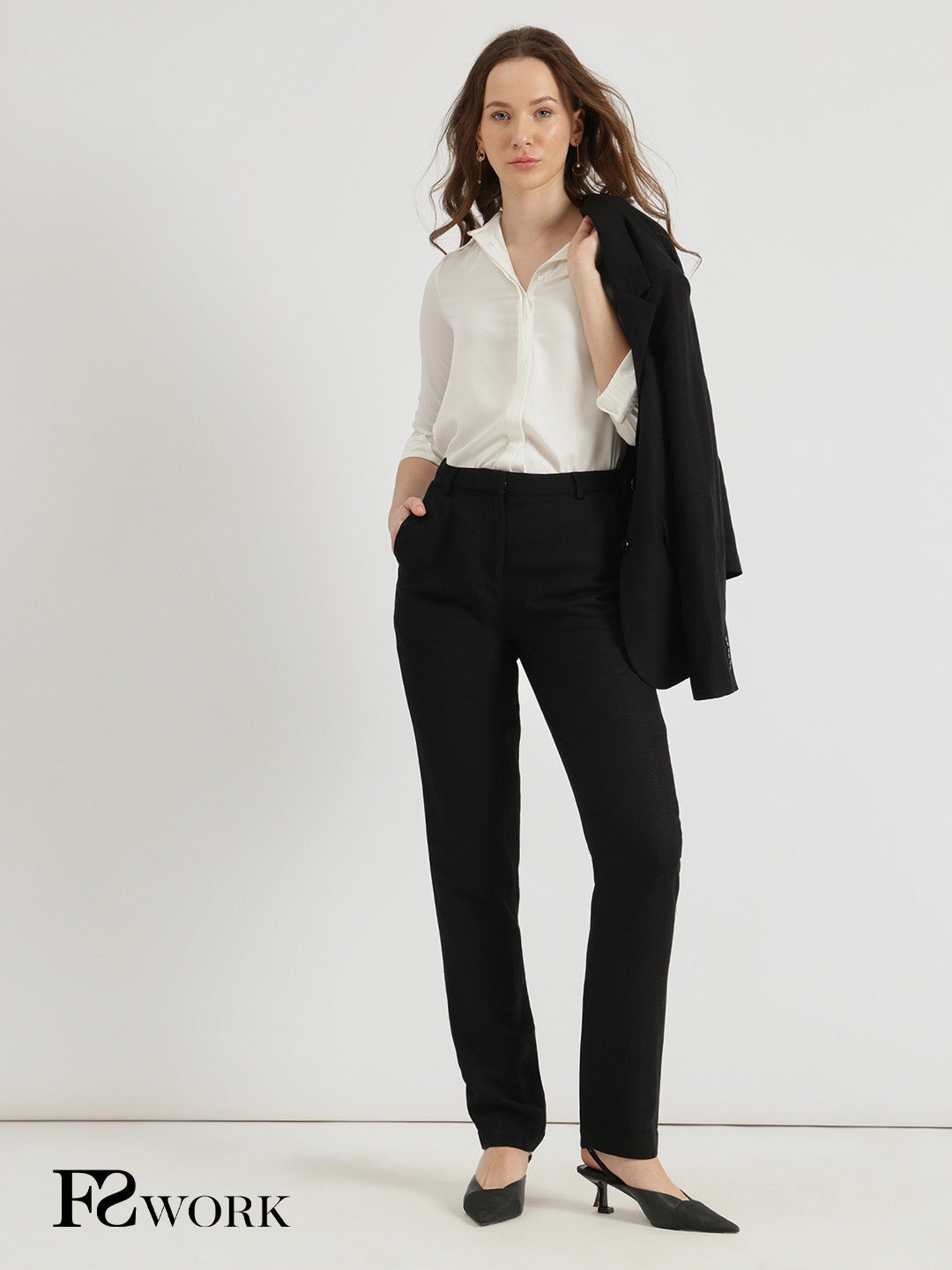 Linen Mid Rise Tapered Trousers - Black