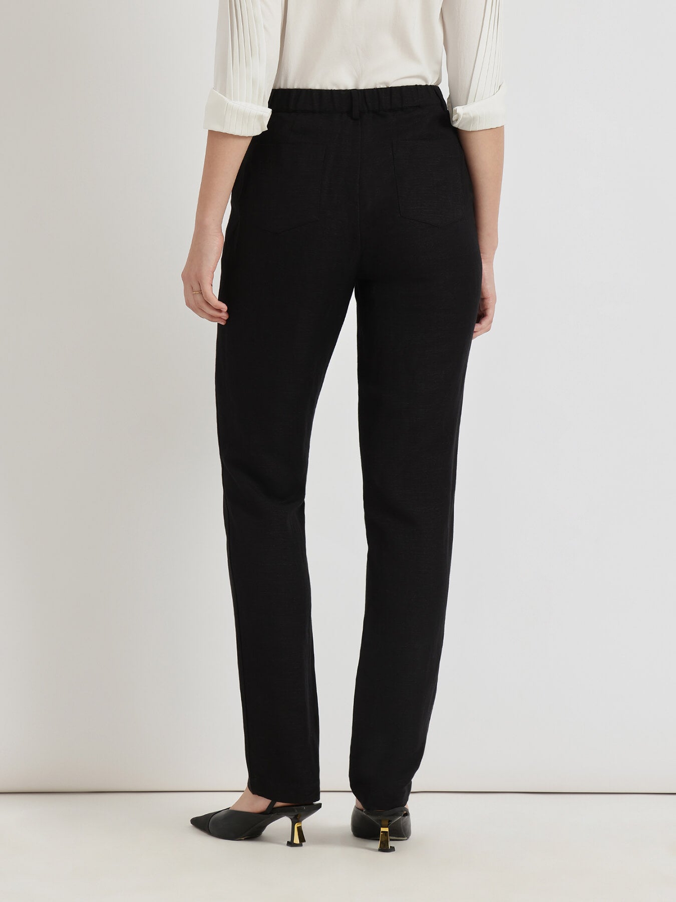 Linen Mid Rise Tapered Trousers - Black