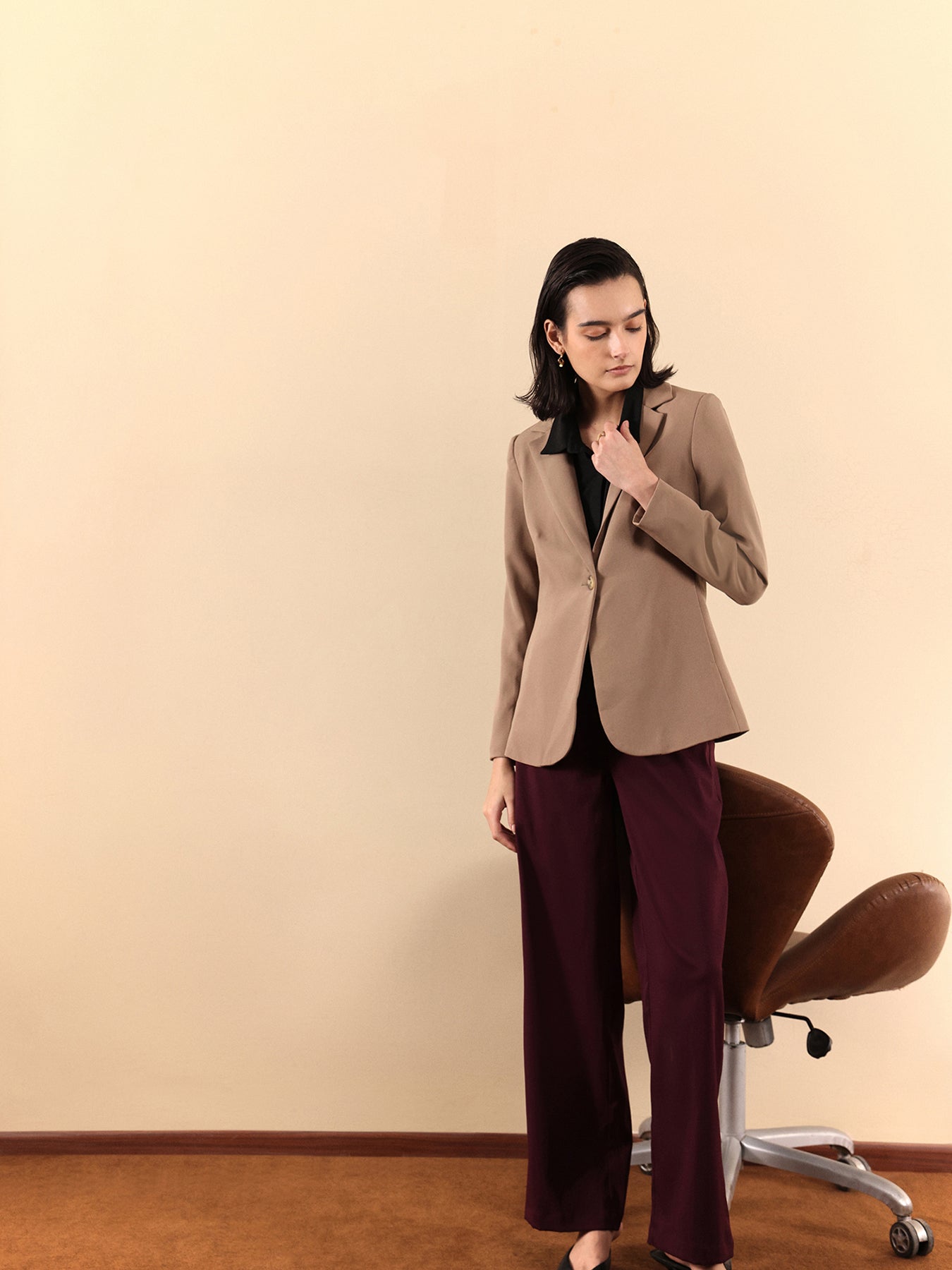 Single Breasted Blazer - Brown