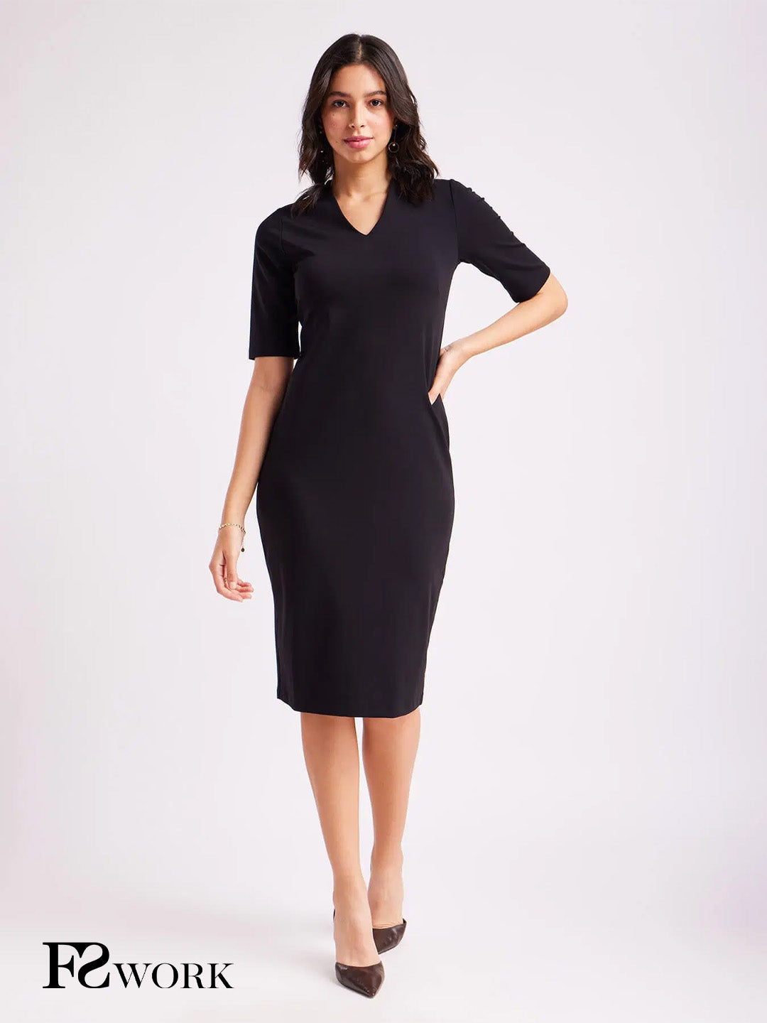LivIn Shift V-Neck Dress - Black