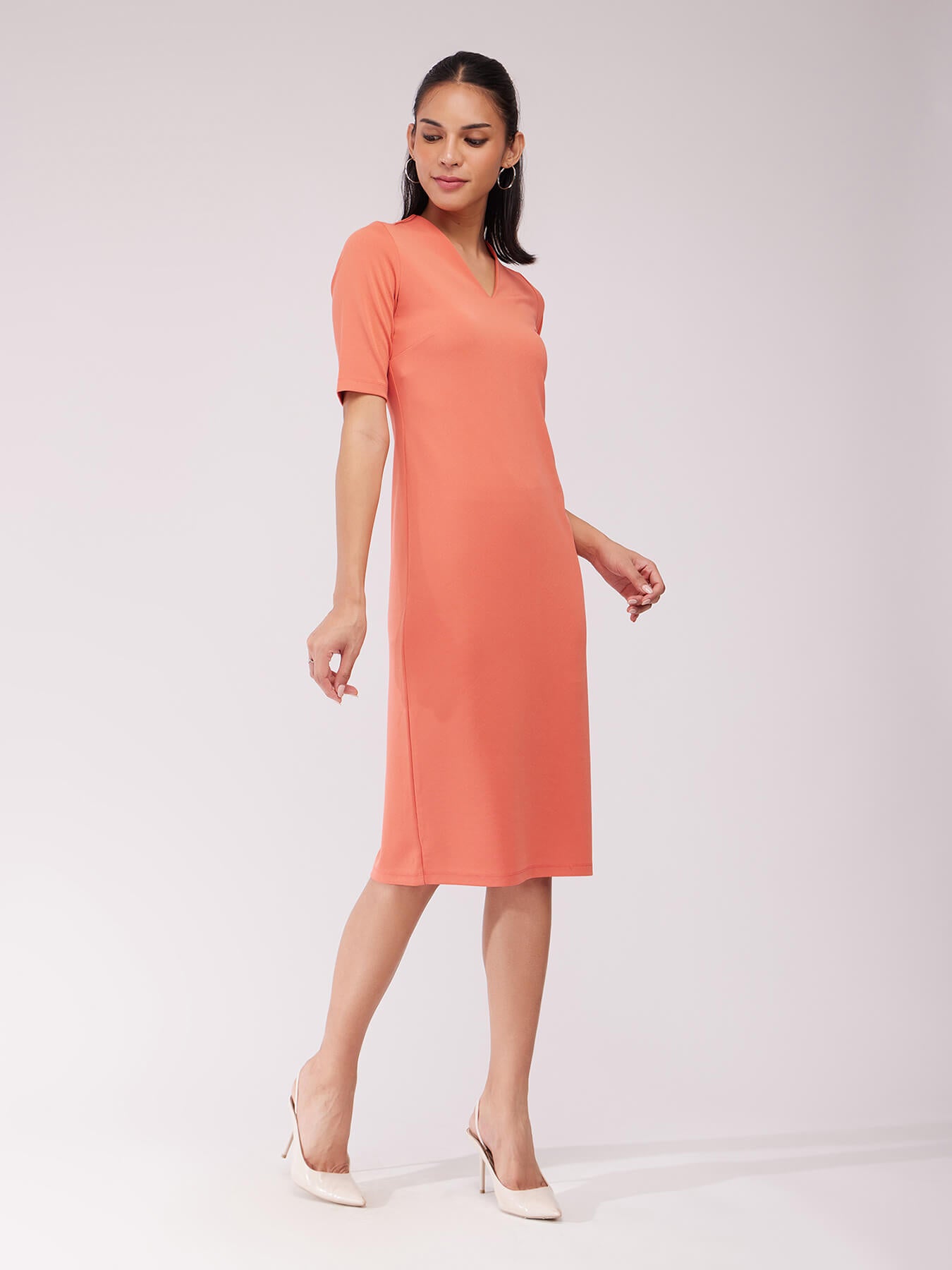 Short Sleeves Shift Dress - Peach