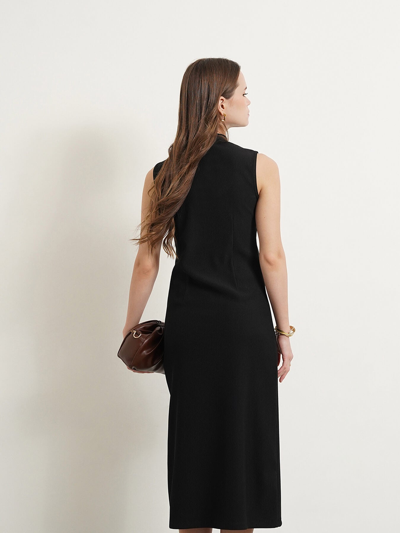 LivIn Cutout Detail Dress - Black
