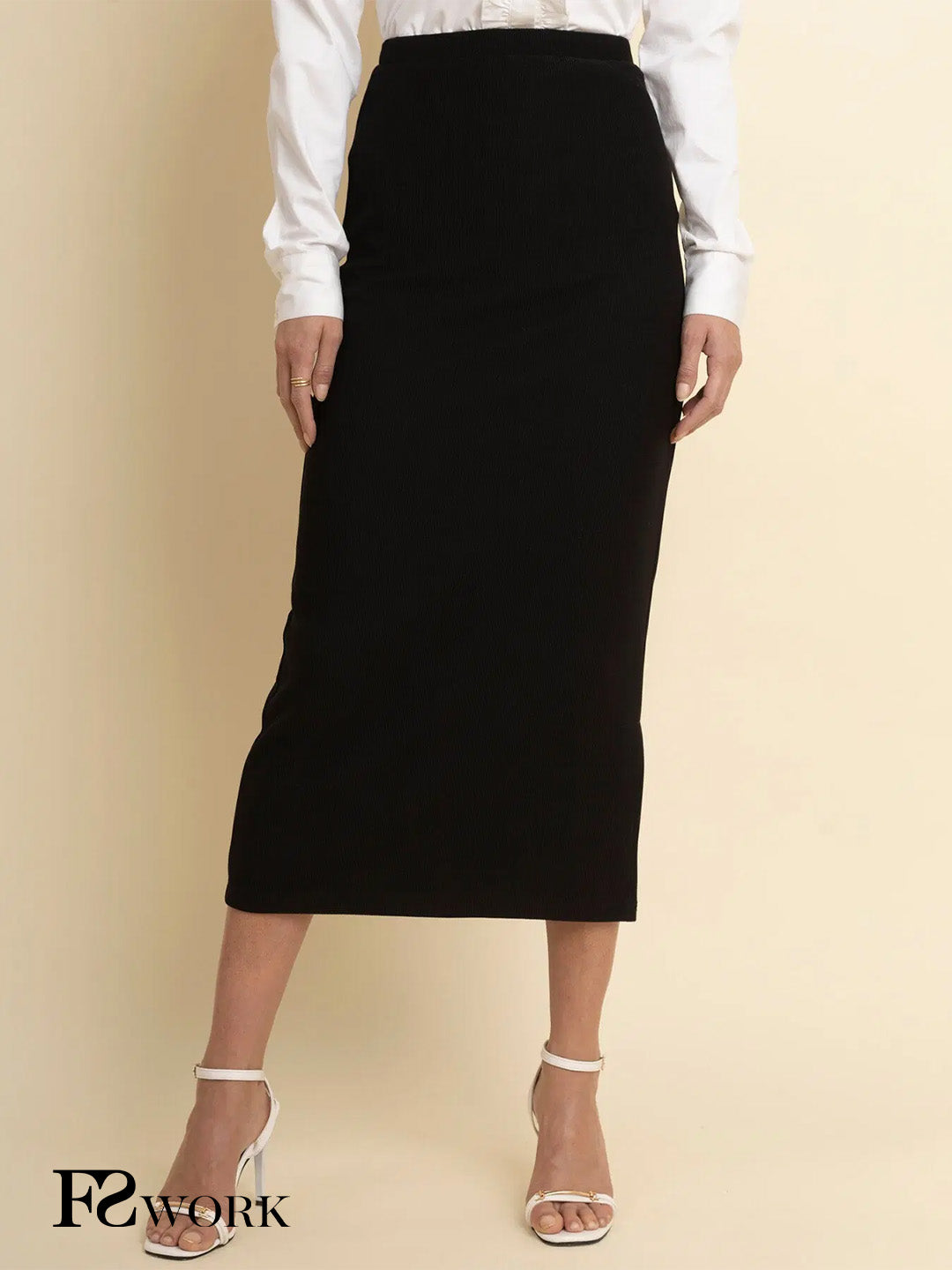 LivIn Midi Skirt - Black