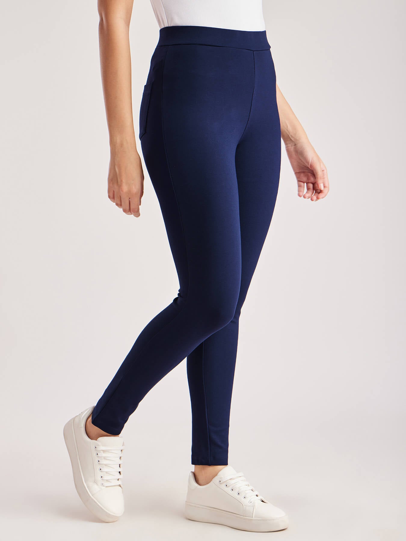 LivIn Leggings - Navy