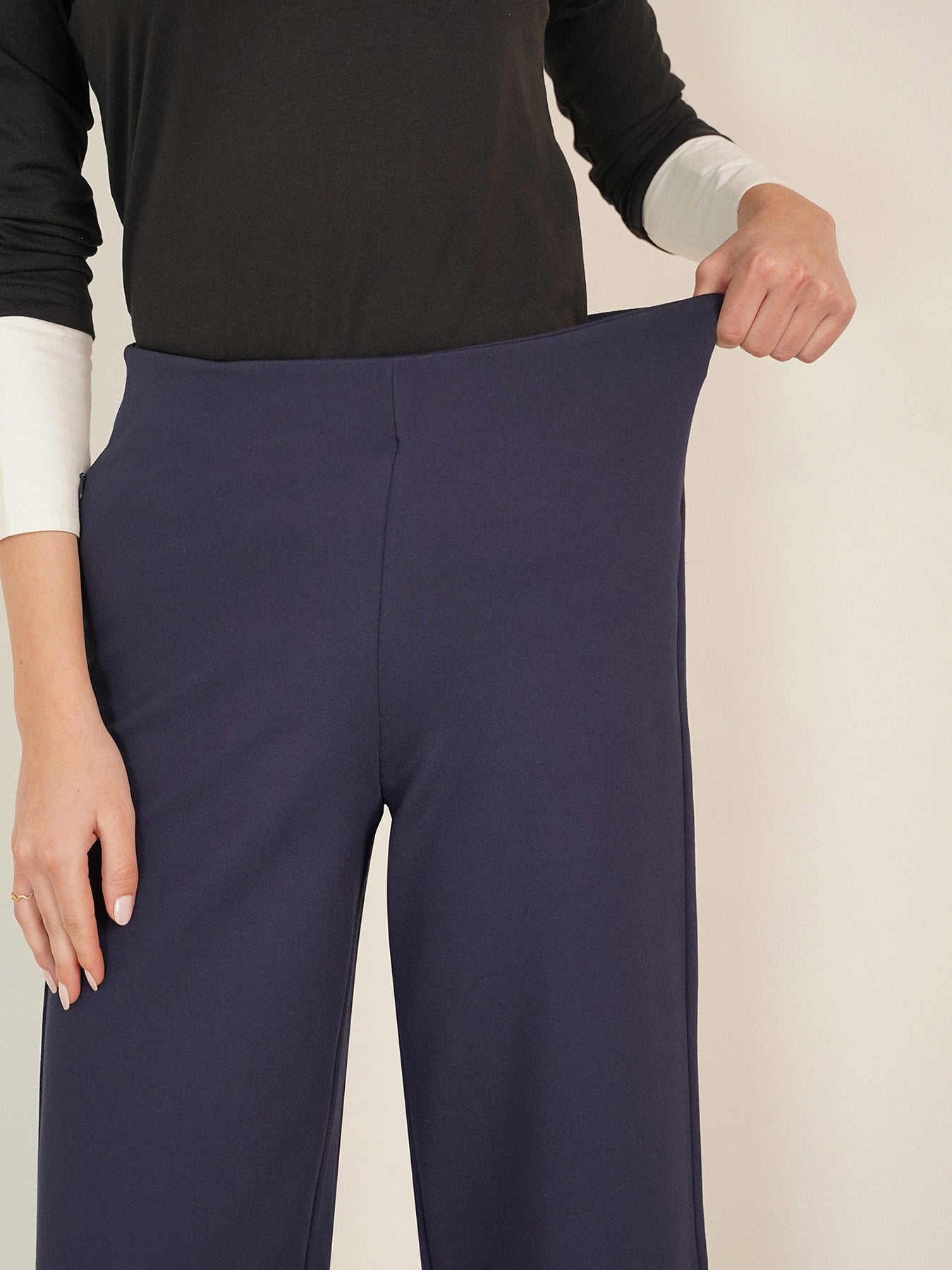 LivIn Culottes - Navy