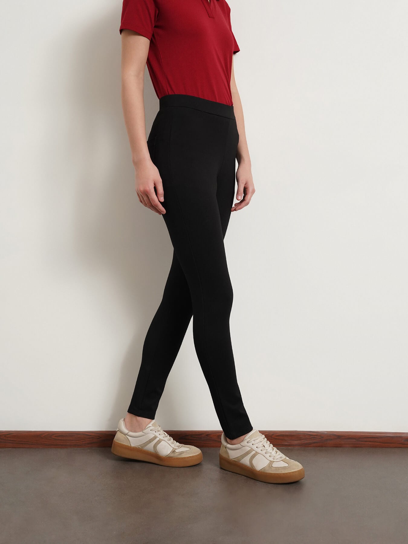 LivIn Air Bootcut Pants - Black