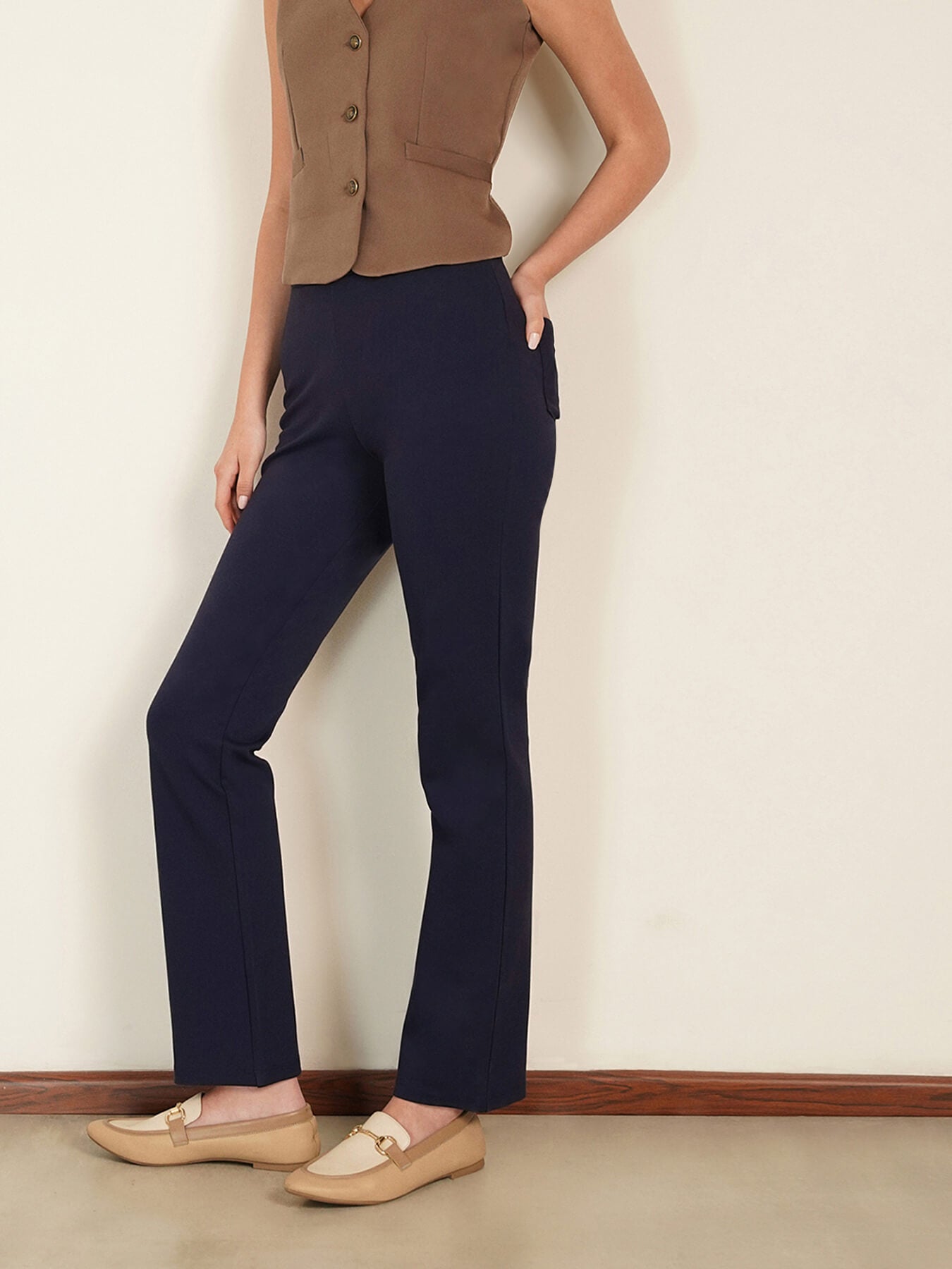 LivIn Air Bootcut Pants - Navy