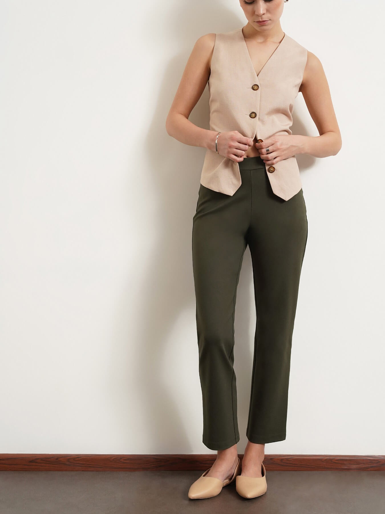 LivIn Bootcut Pants - Olive