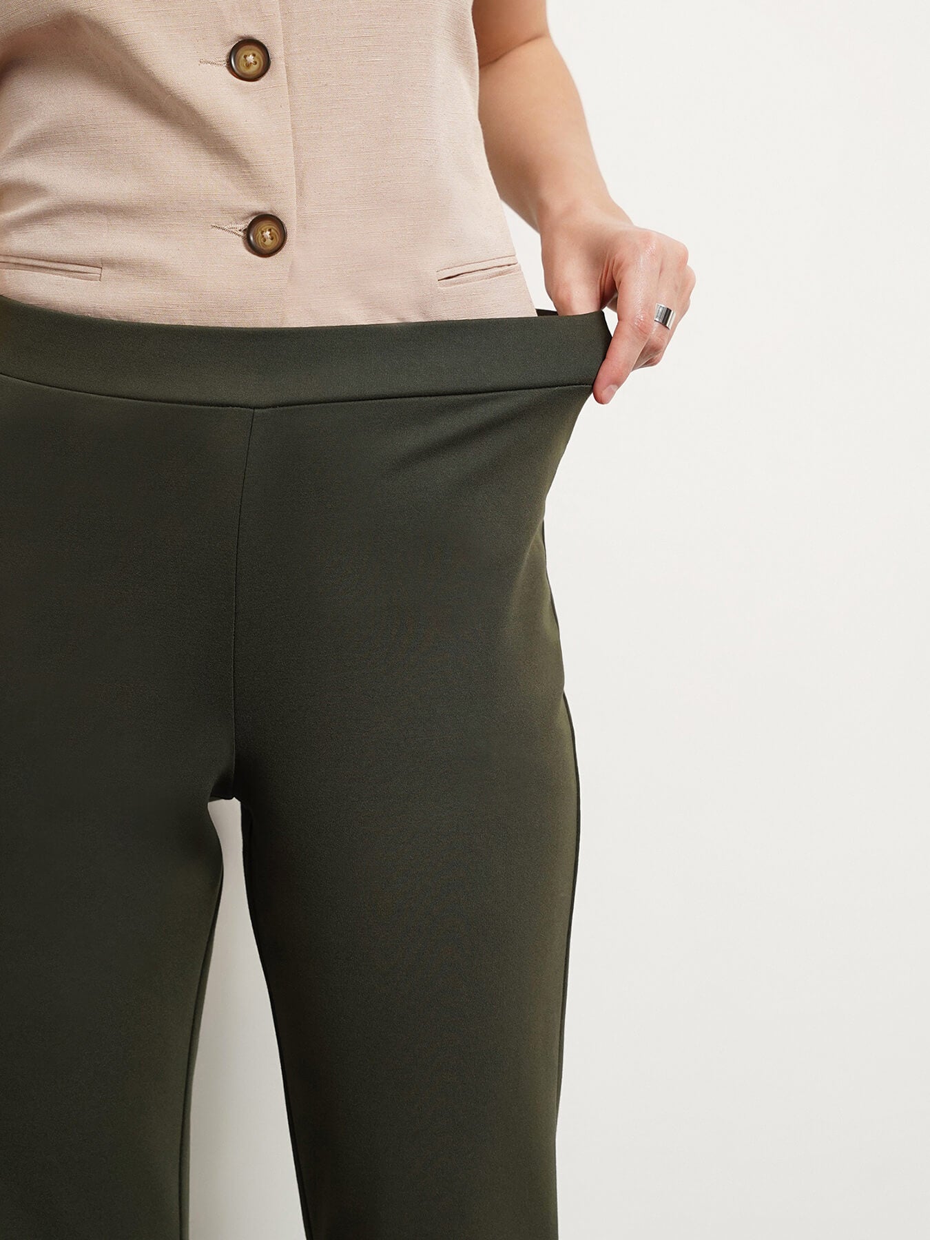 LivIn Bootcut Pants - Olive