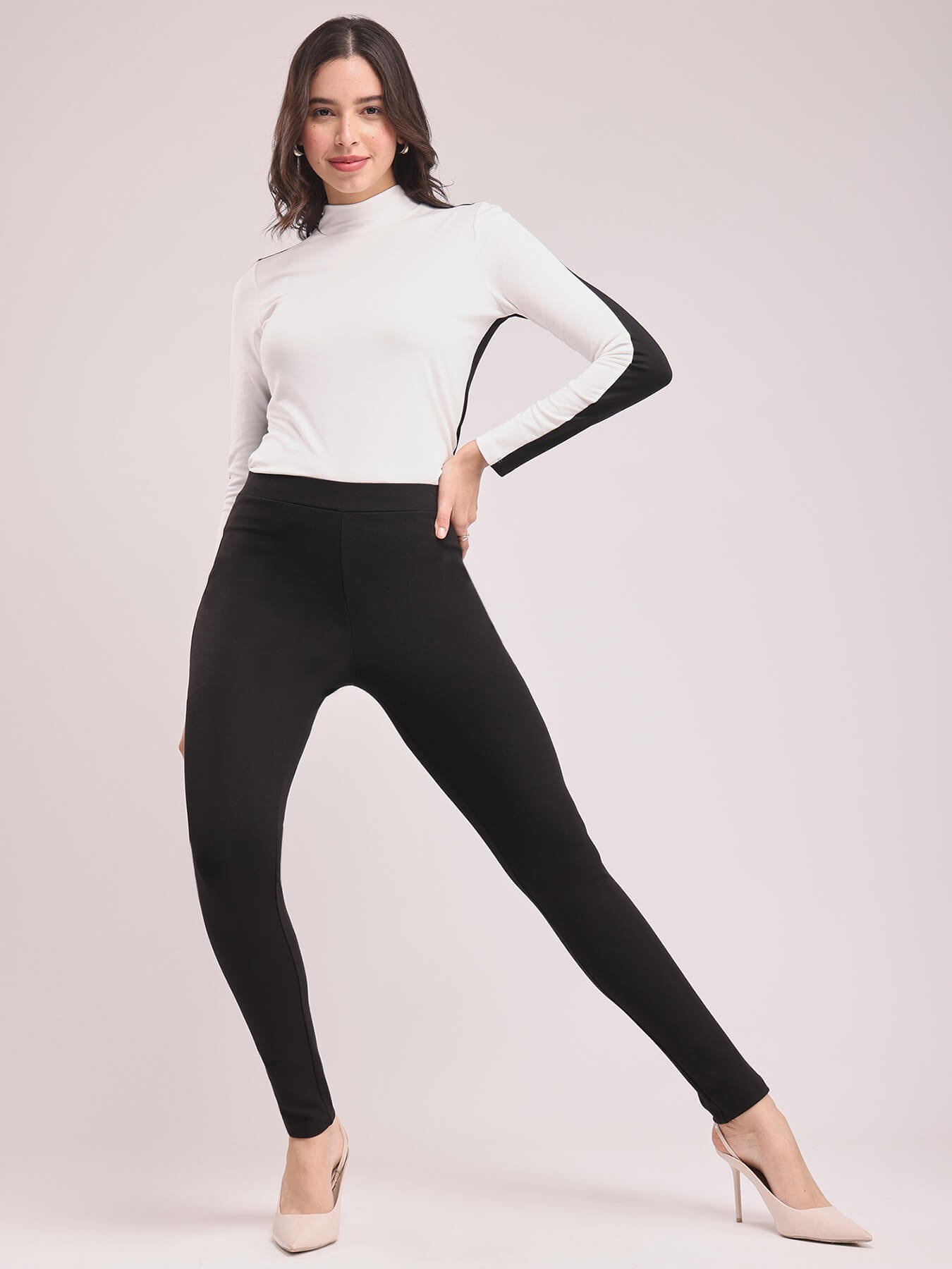 LivIn Skinny Pants - Black