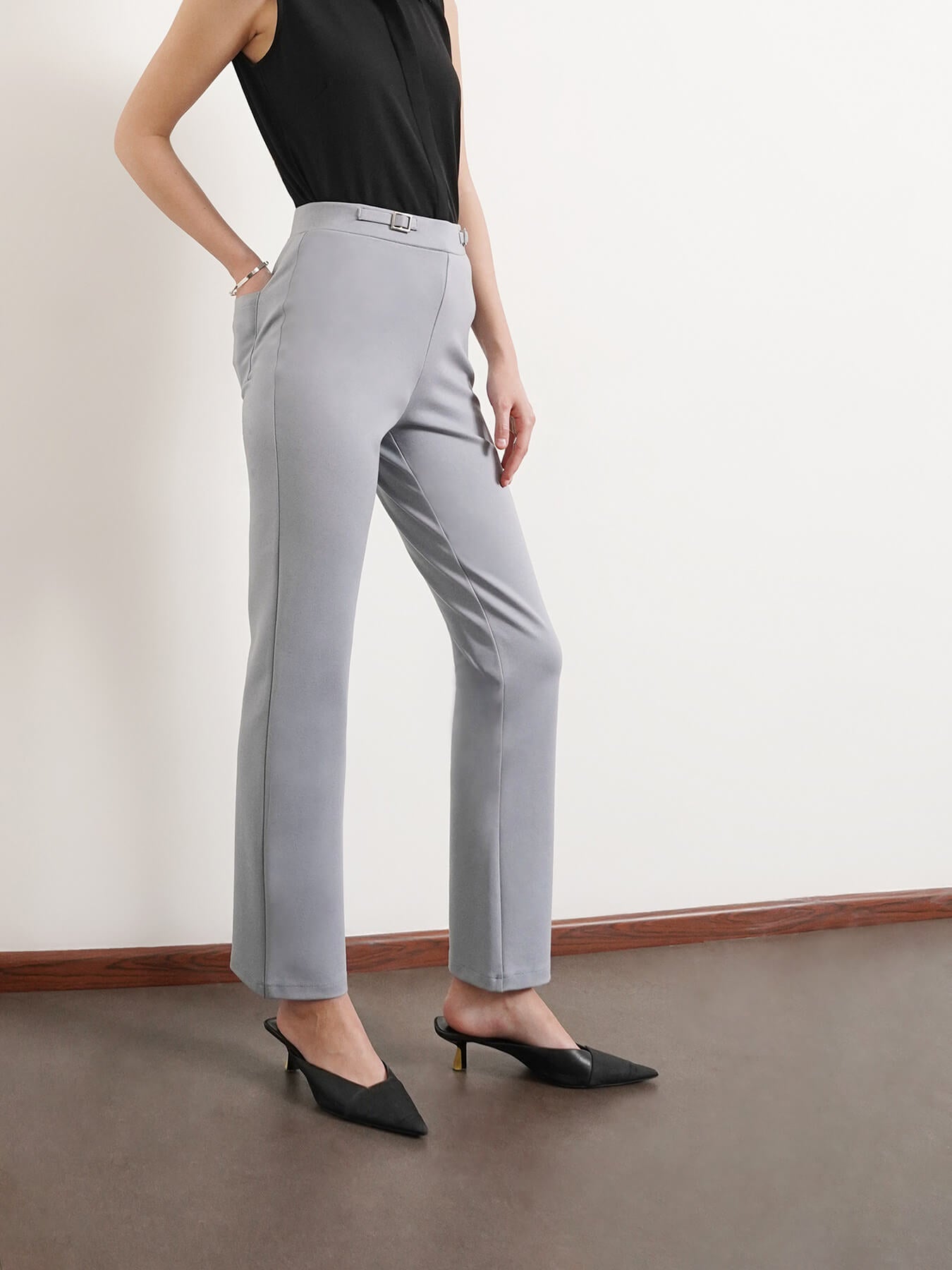 LivIn Bootcut Pants With Buckle - Grey