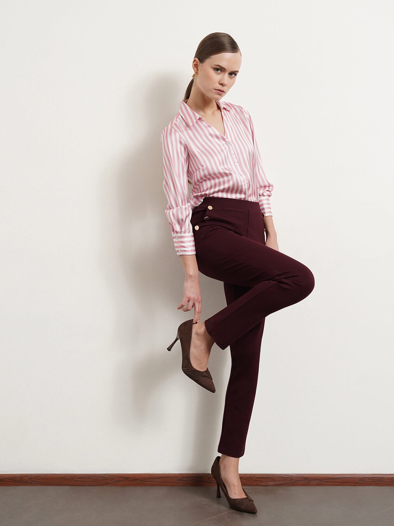 LivIn Straight Fit Pants With Buttons - Maroon