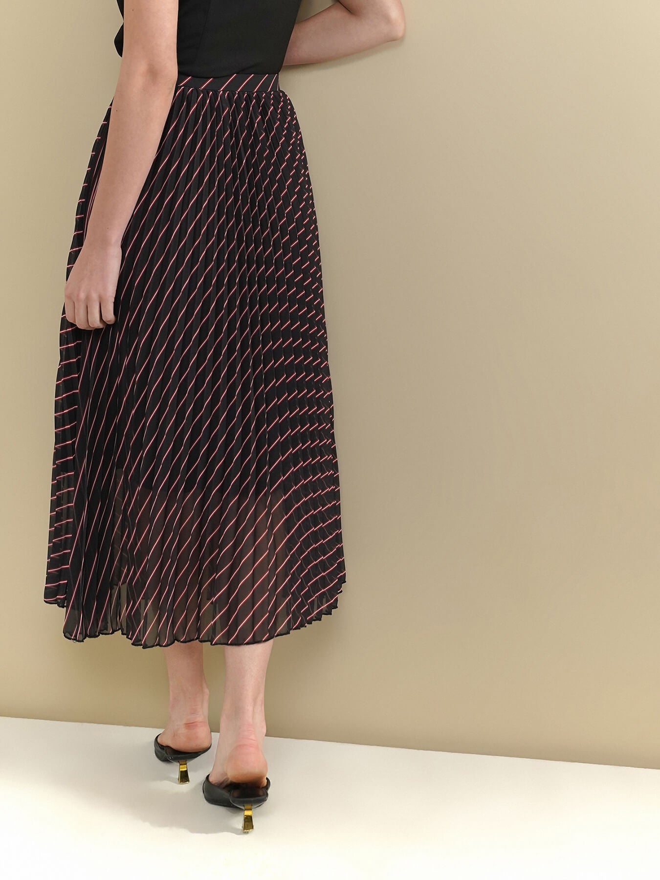 Striped Pleated Flared Skirt - Black