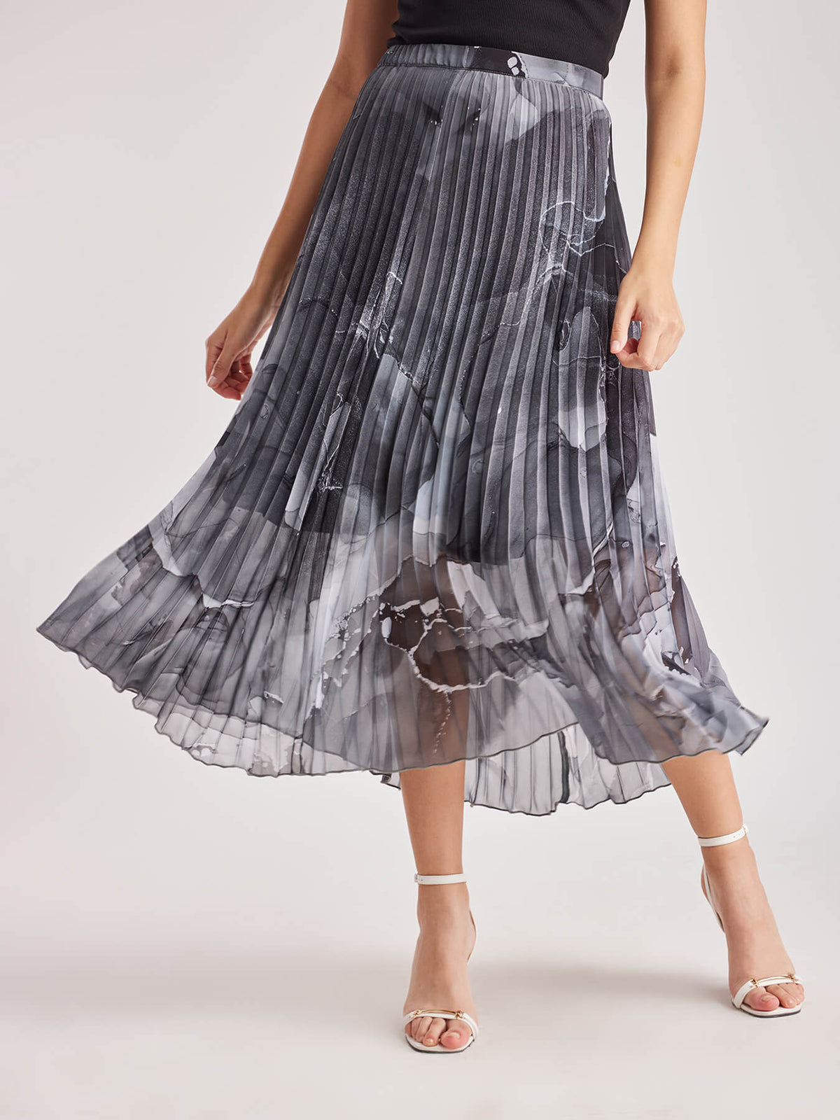 Marble Print Pleated Skirt - Black And White