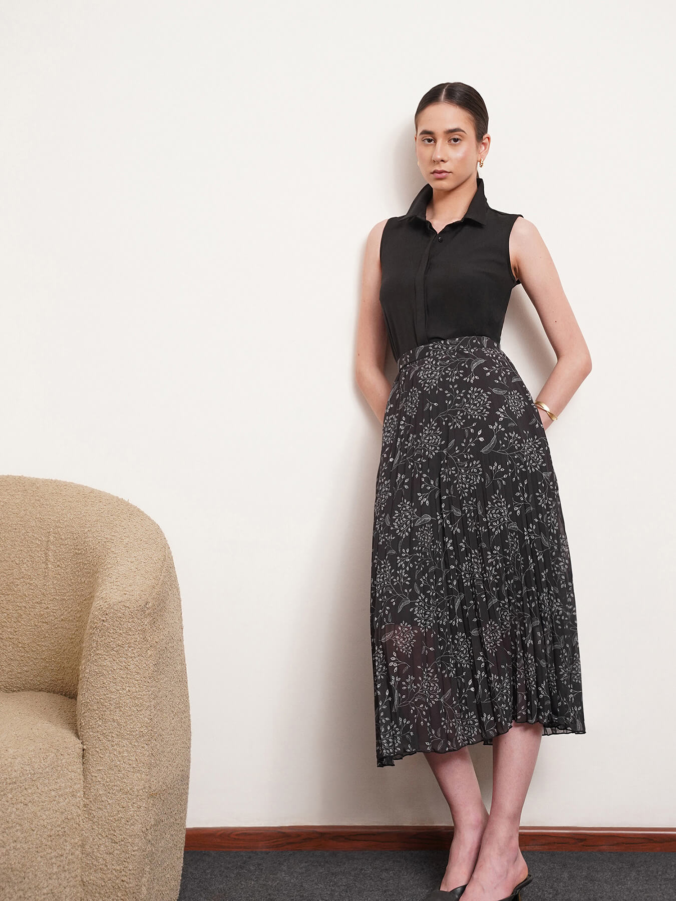 Floral Flared Skirt - Black