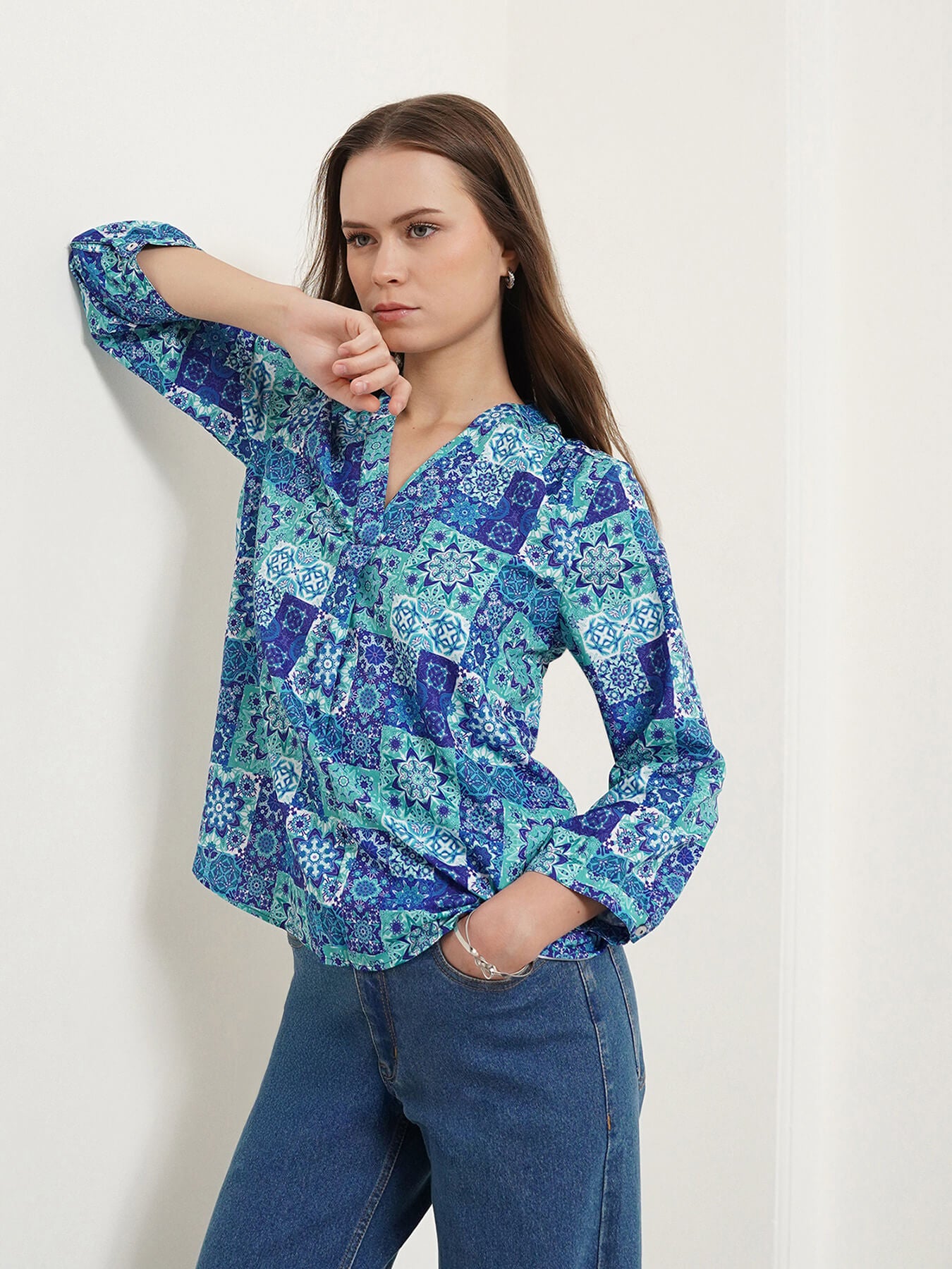 V Neck Abstract Print Top - Blue