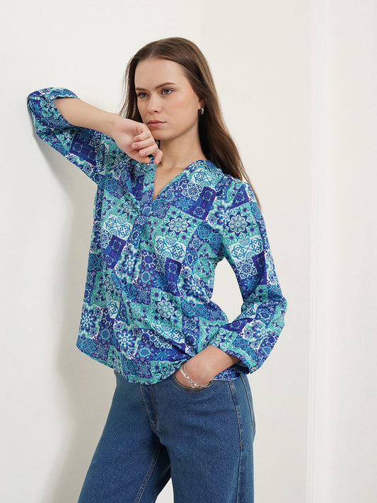 V Neck Abstract Print Top - Blue
