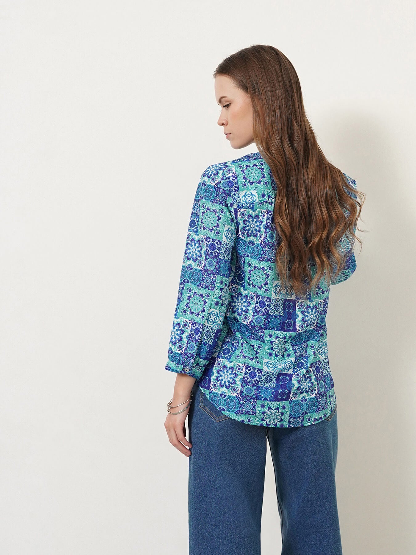 V Neck Abstract Print Top - Blue
