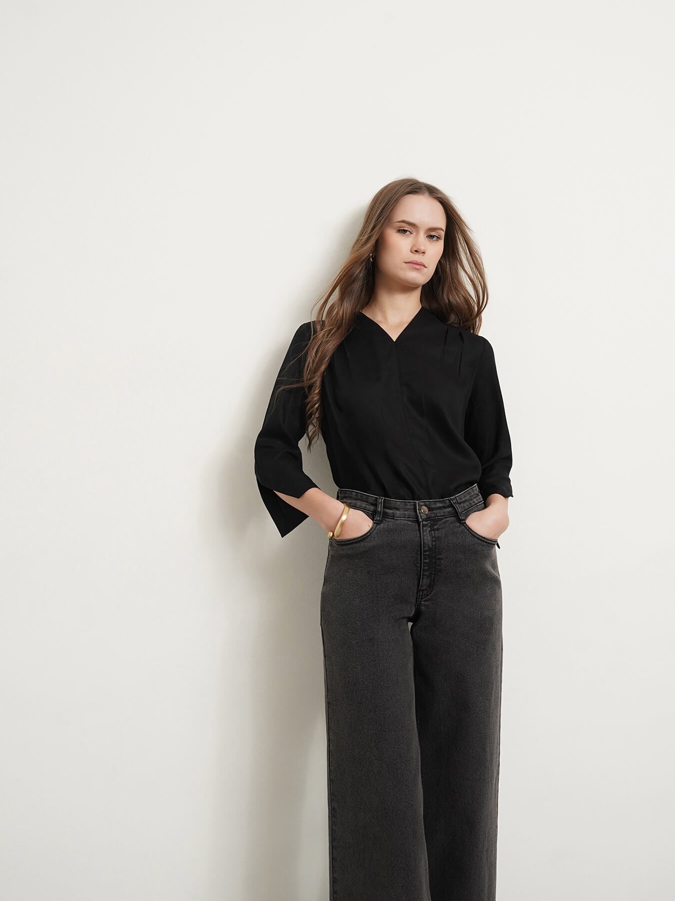 Cutout Sleeve Top - Black