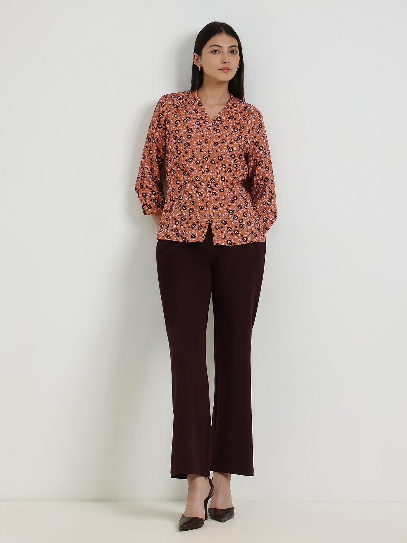 Floral V-Neck Top - Brown