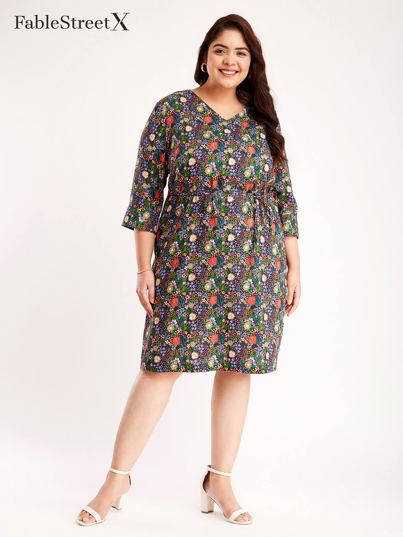 Floral Print Shift Dress - Black And Red